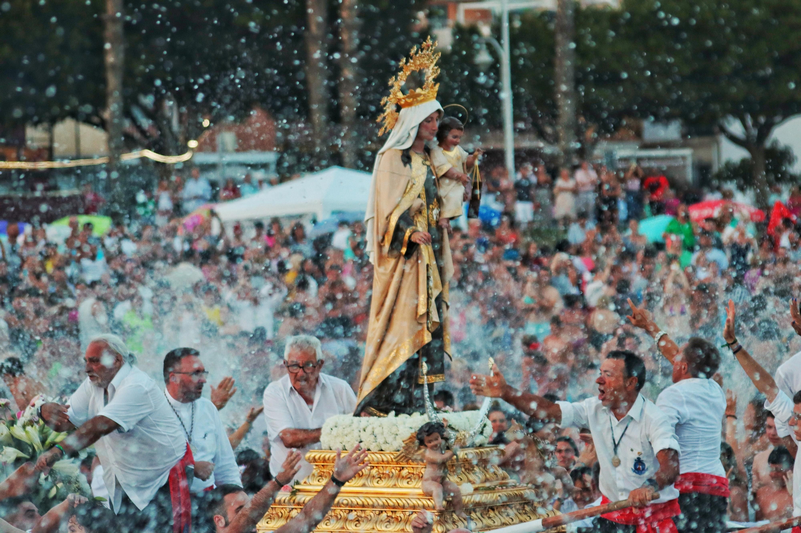 La procesión de la Virgen del Carmen en El Palo y Pedregalejo, en fotos