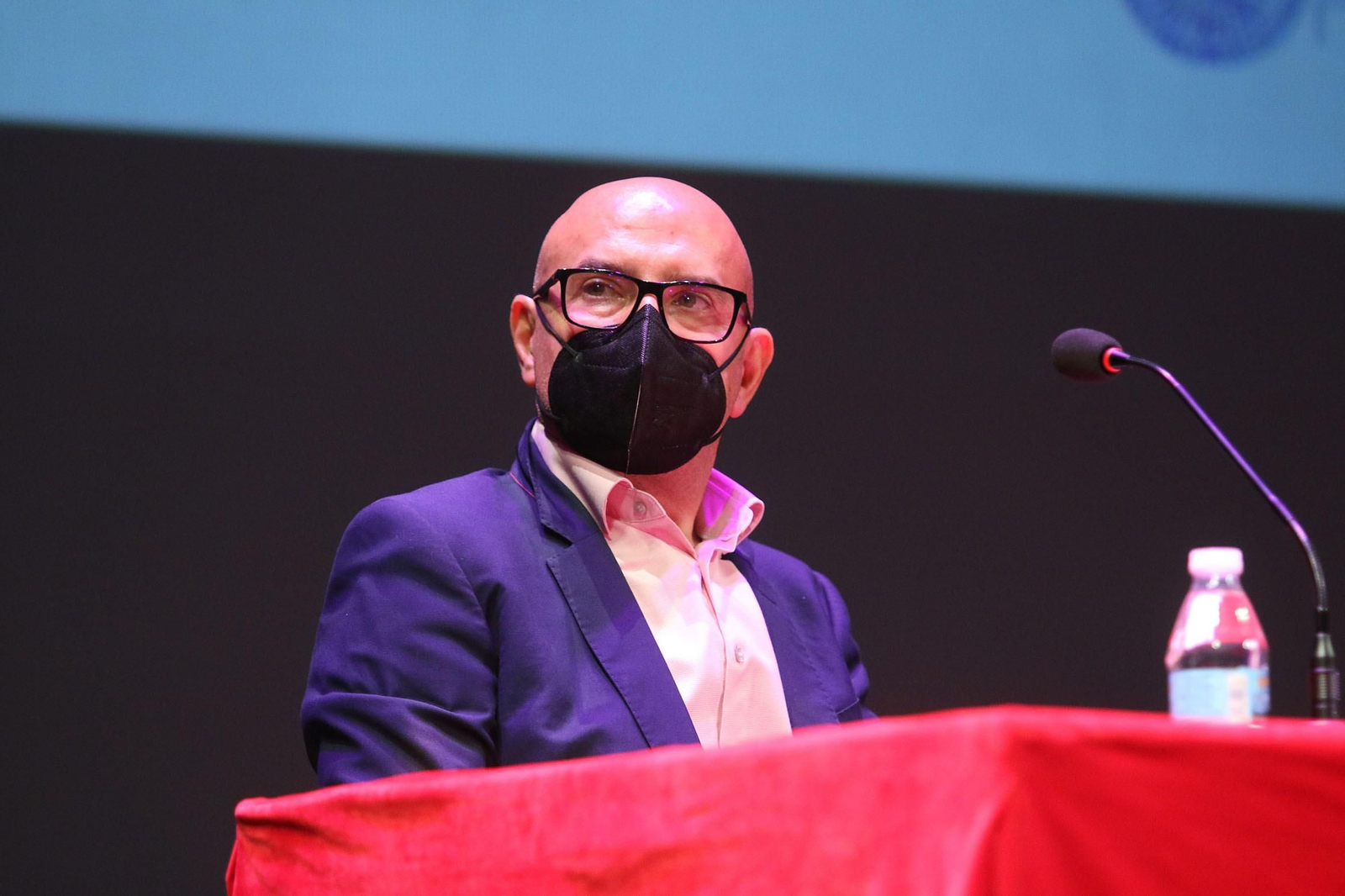 Fotogalería Diario de los Libros, con Marta Robles y su obra 'Pasiones carnales'
