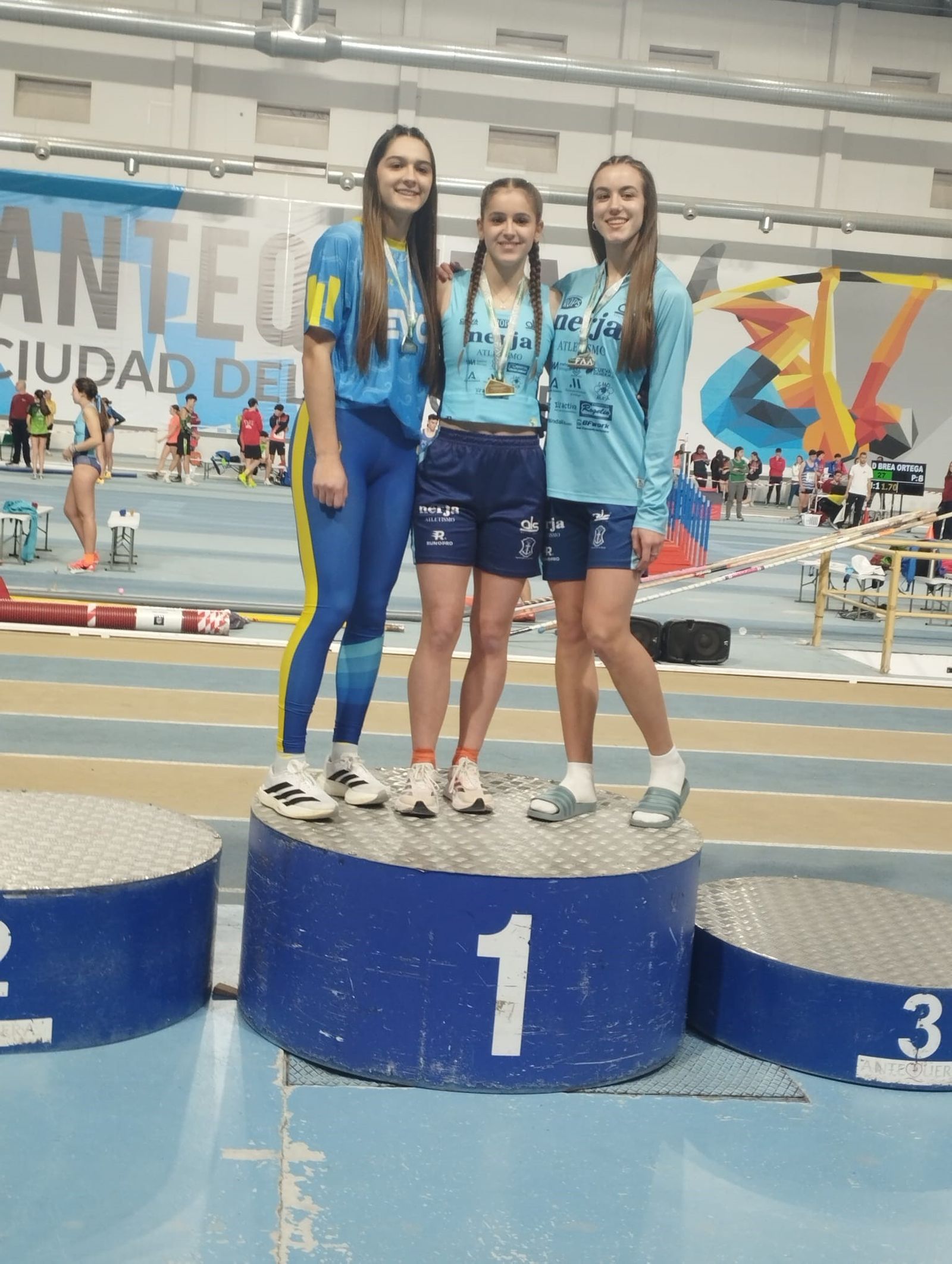 16 medallas en el Campeonato de Andalucía sub 18 para el Trops Nerja