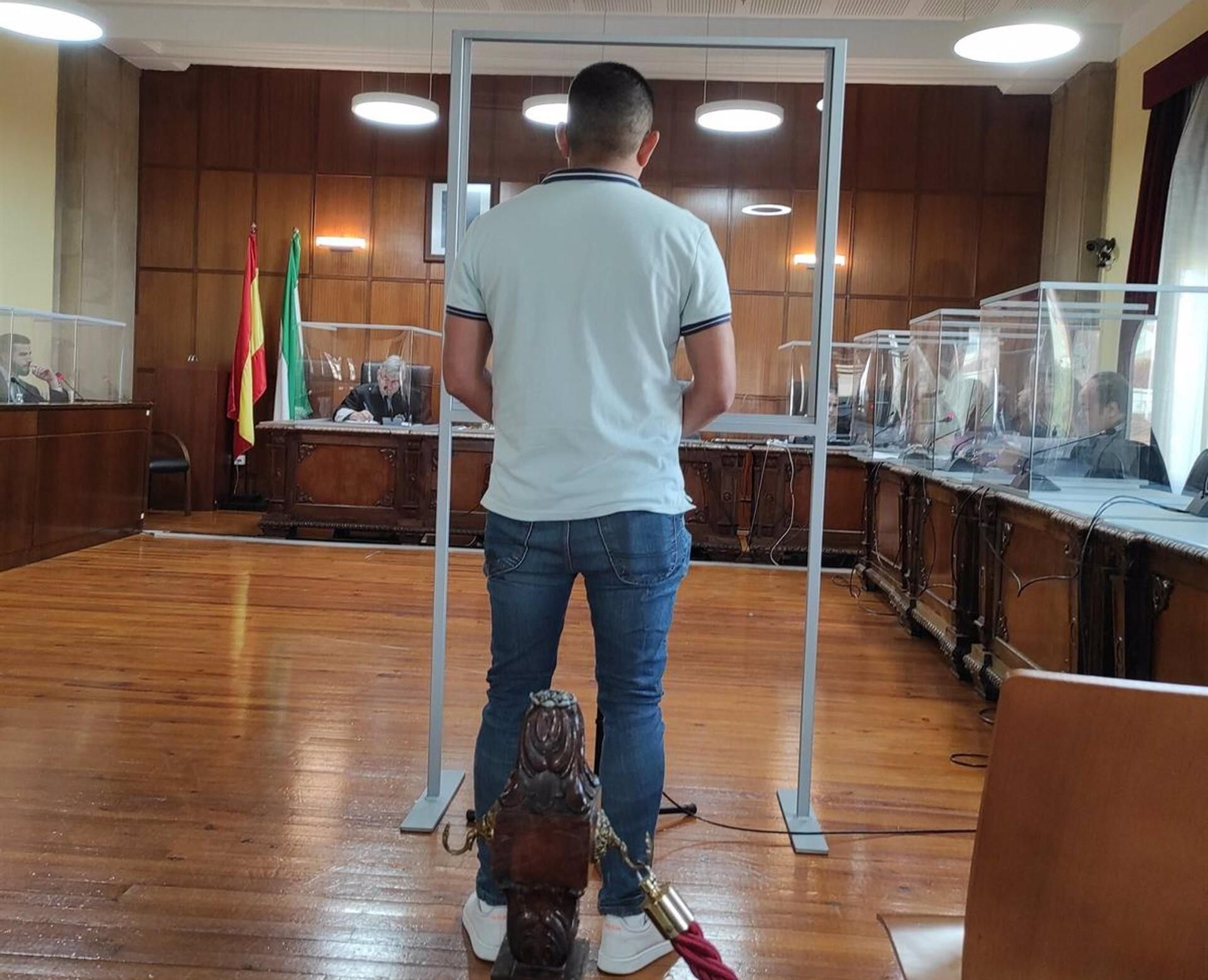 El acusado durante su declaración ante el tribunal.