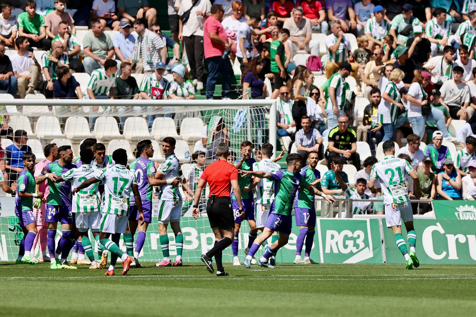 El Córdoba - Málaga CF, en fotos