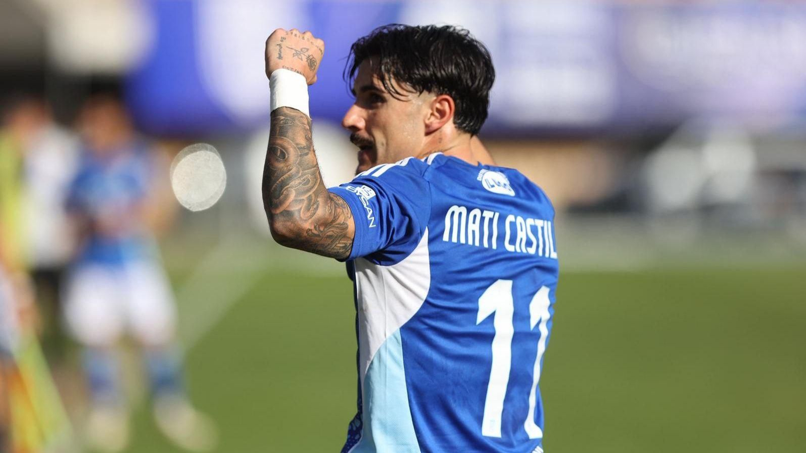 Mati Castillo celebra su gol al Atlético Malagueño, que le ha dado tres puntos importantes a su equipo.