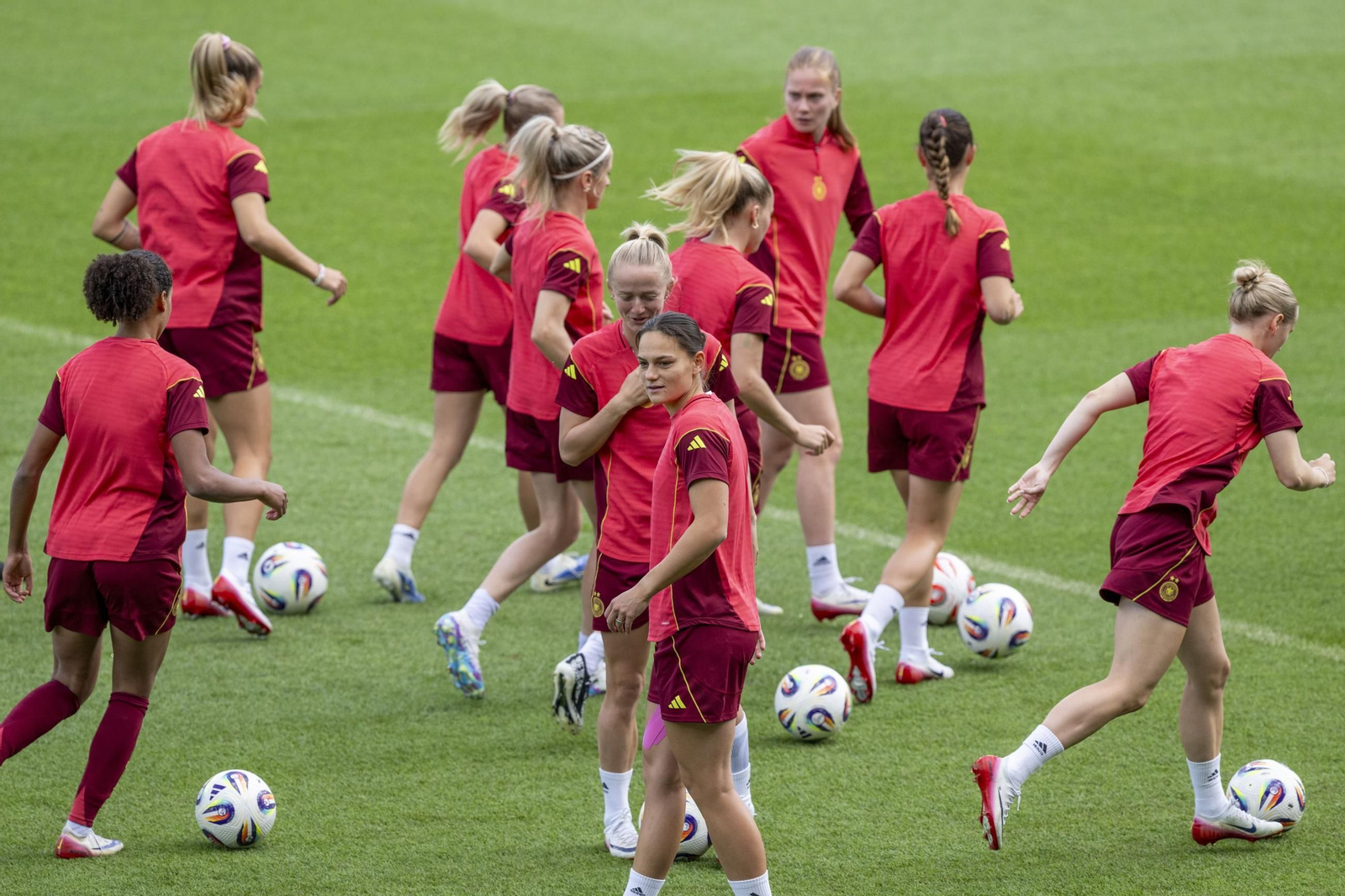 Entrenamiento de la selección de Alemania (6).jpg