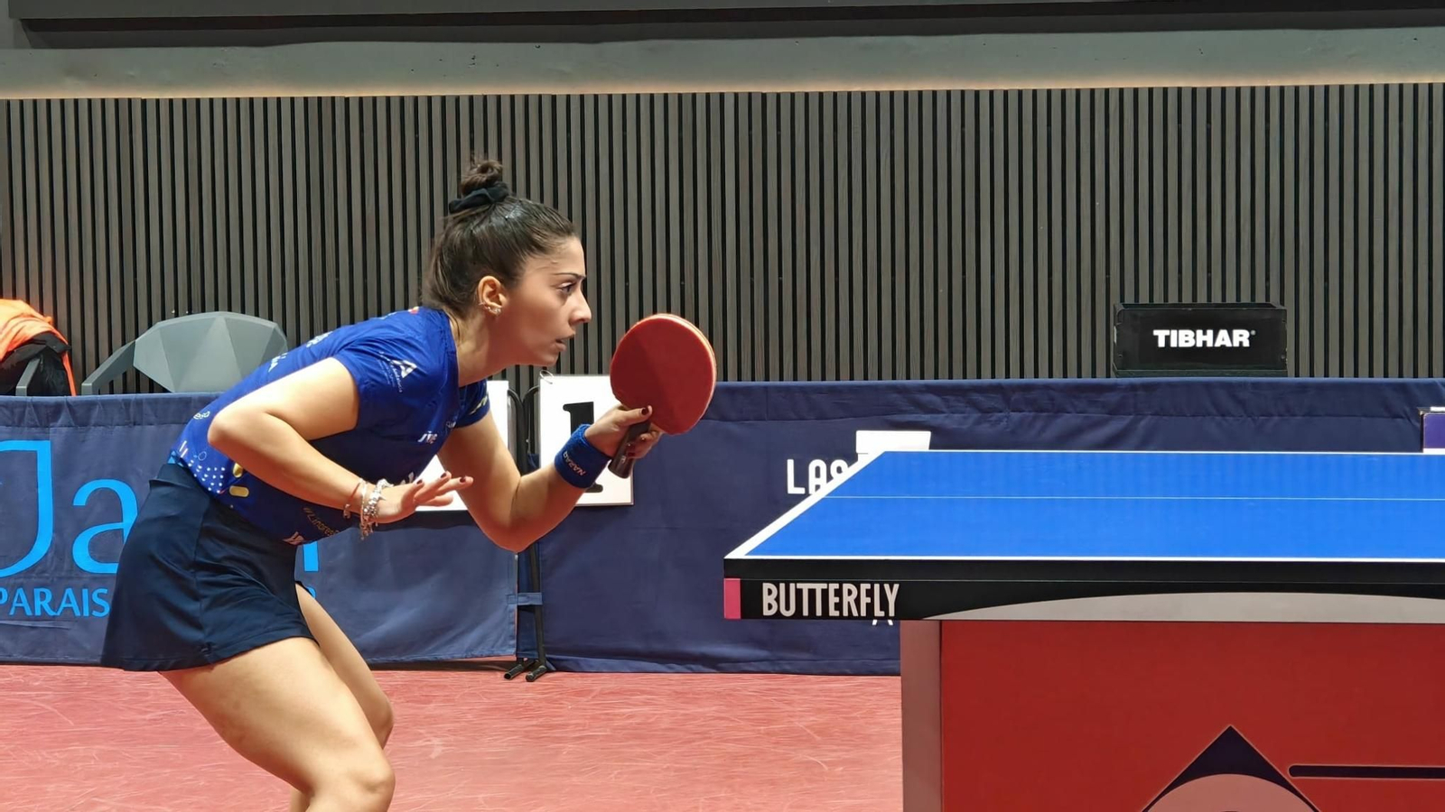 Roxana Istrate, una de las jugadoras más experimentadas de la escuadra linarense.