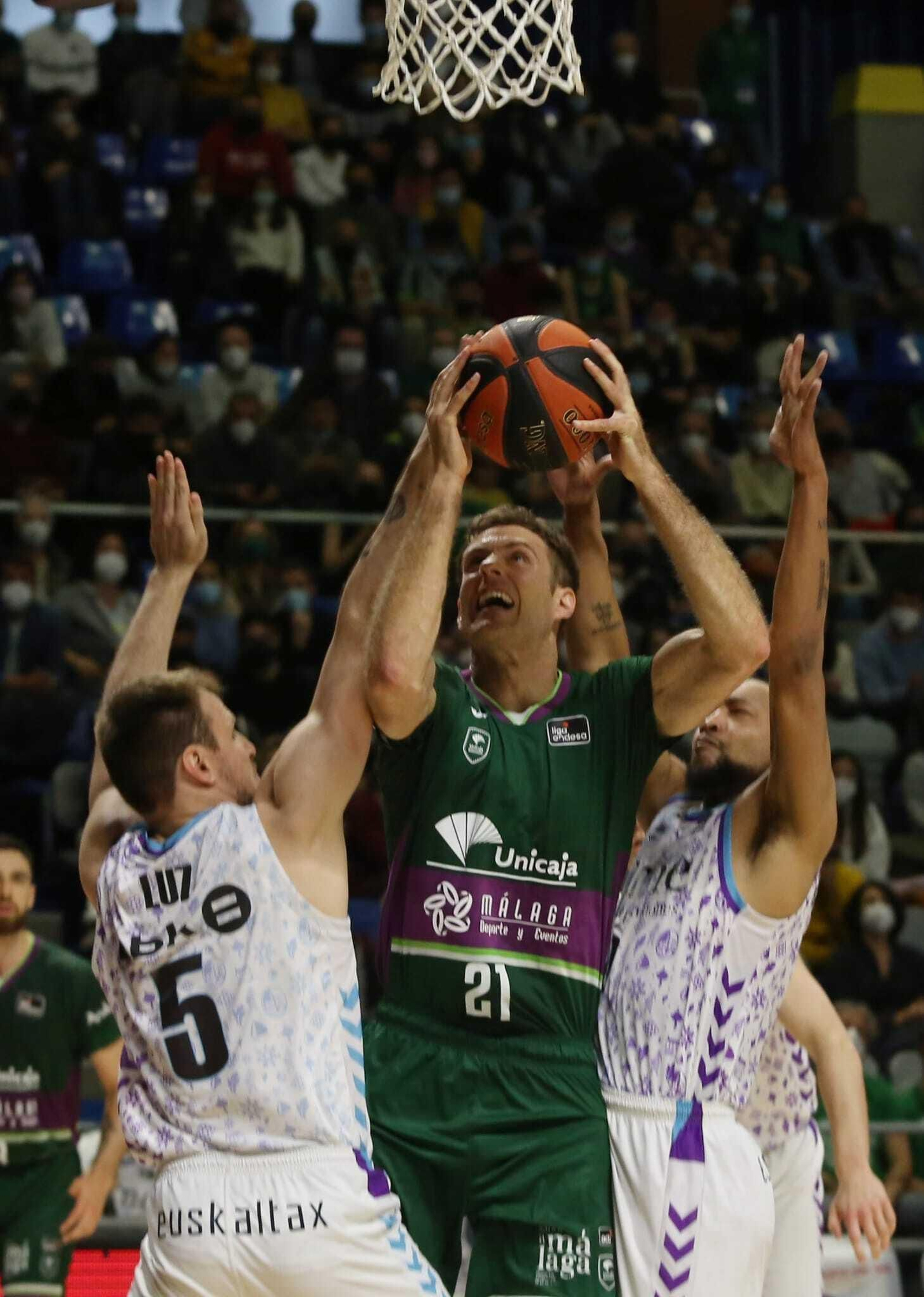 Las fotos del Unicaja-Surne Bilbao Básket