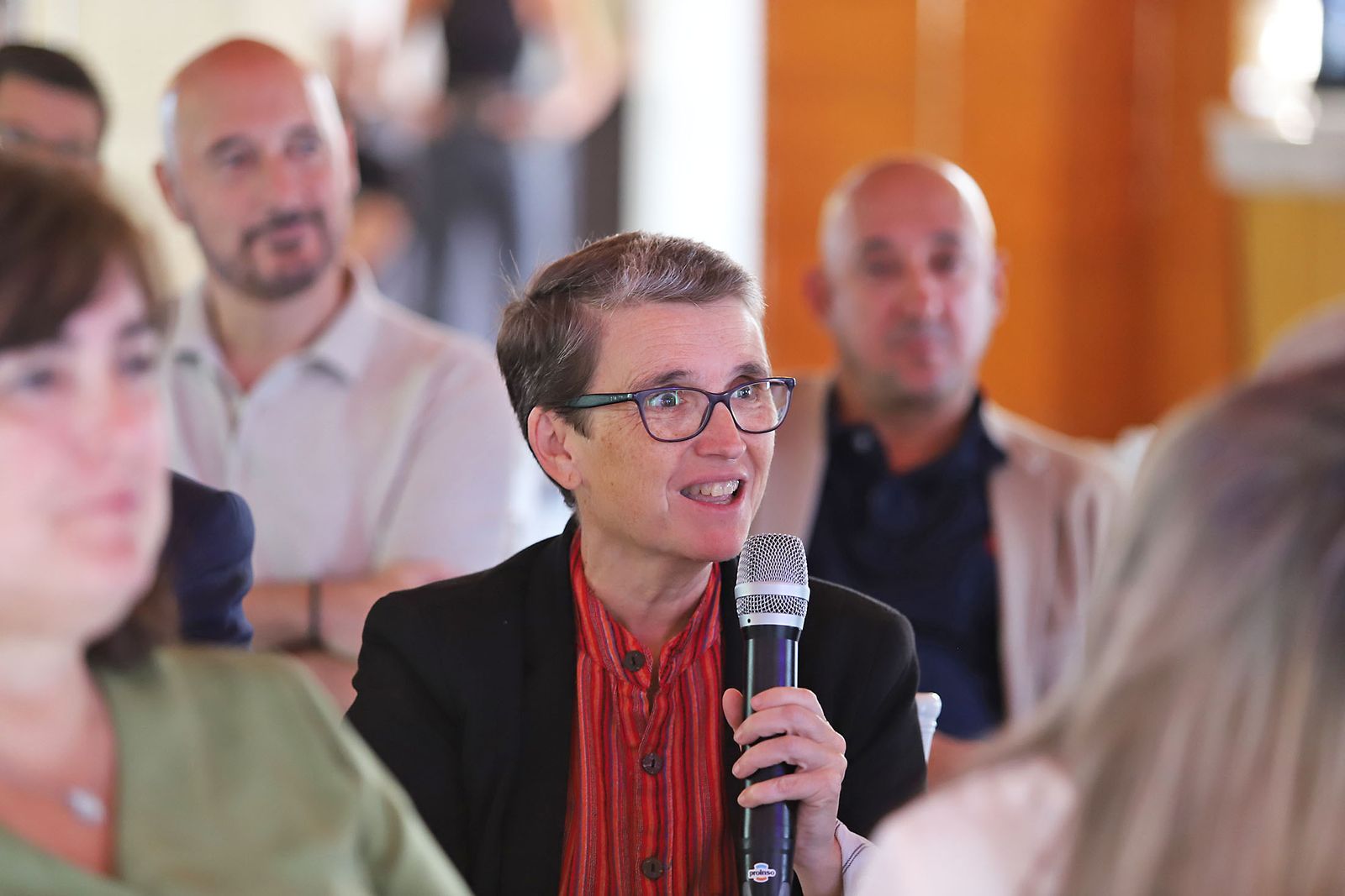 Imágenes del Foro Gerardo Rojas con Teresa Rasero como conferenciante