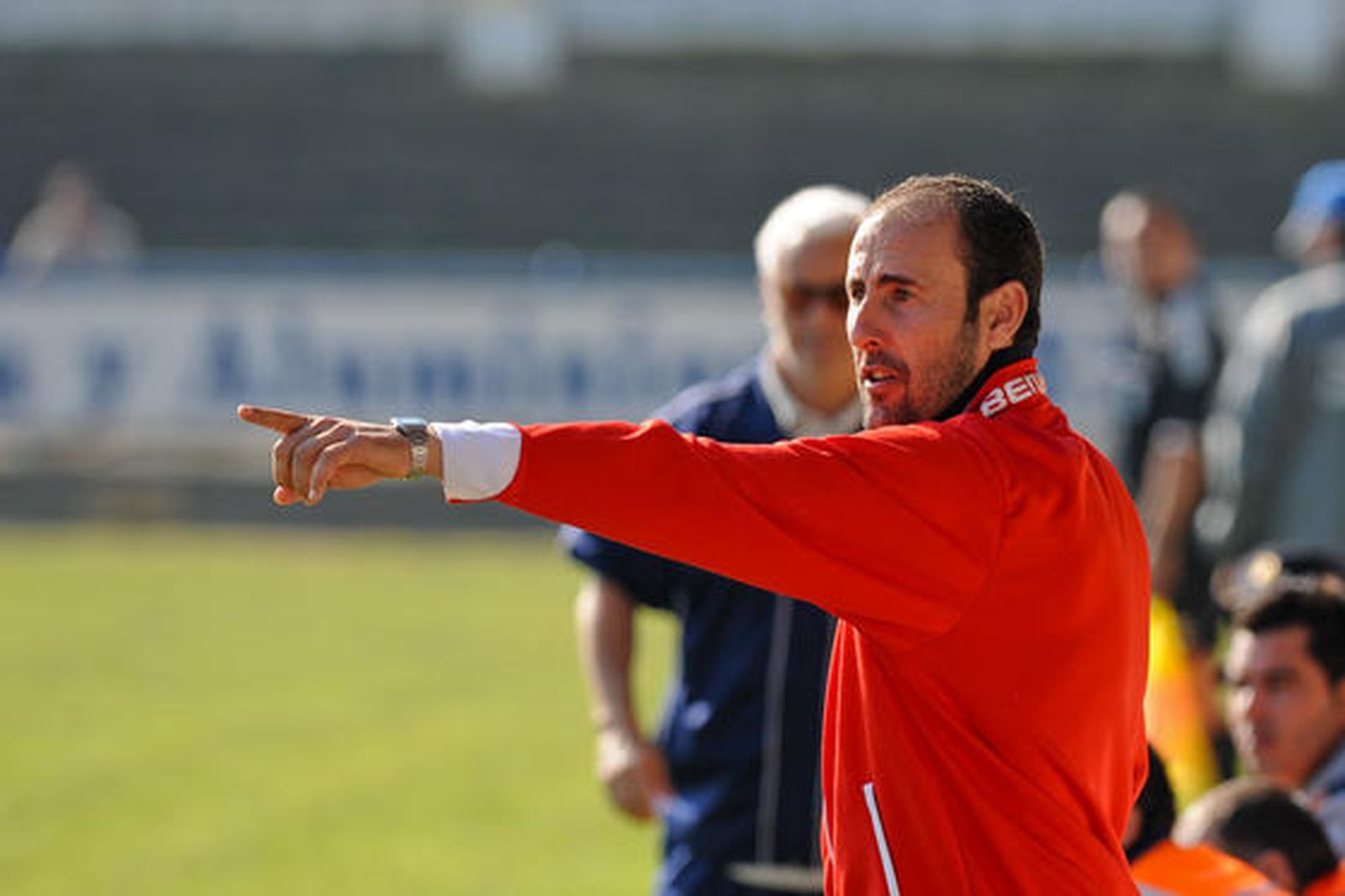 El Algeciras, que en el minuto 84 vencía al Coria por 1-3, ve como le empatan al final de un partido hasta que hasta entonces estaba controlado./Fotos:David de la Rosa (LOF)