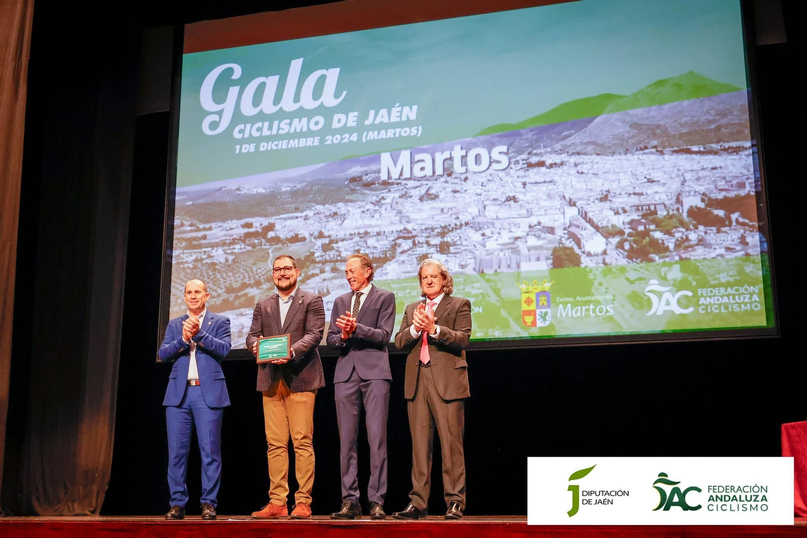 Fiesta fin de temporada del ciclismo jiennense en Martos, en imágenes