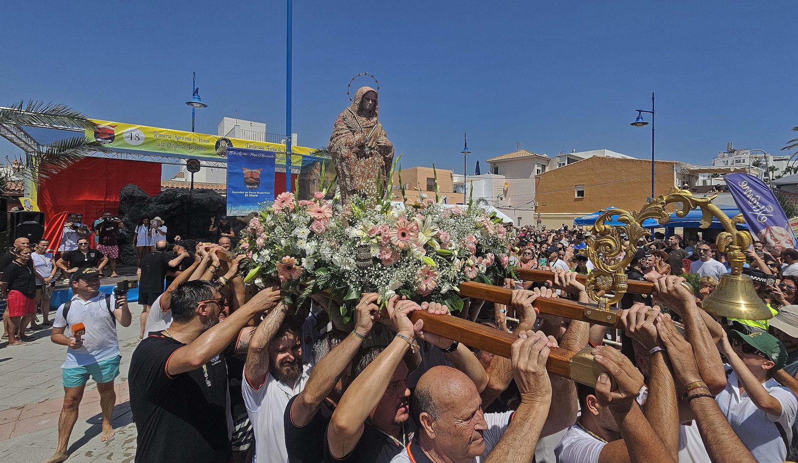 Las mejores fotos de la romería marítima de la Virgen de la Palma de Algeciras 2025