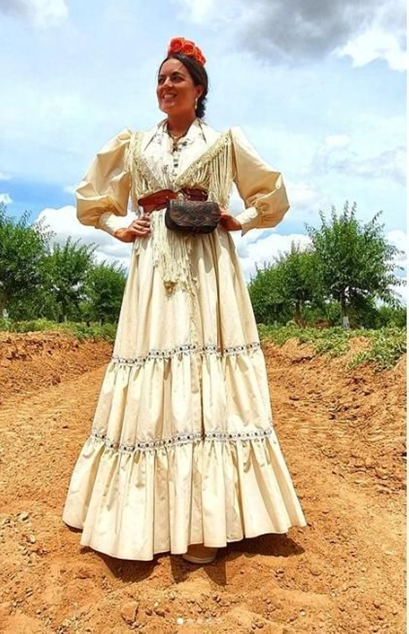 Claudia Alfaro en el camino del Rocío 2022.