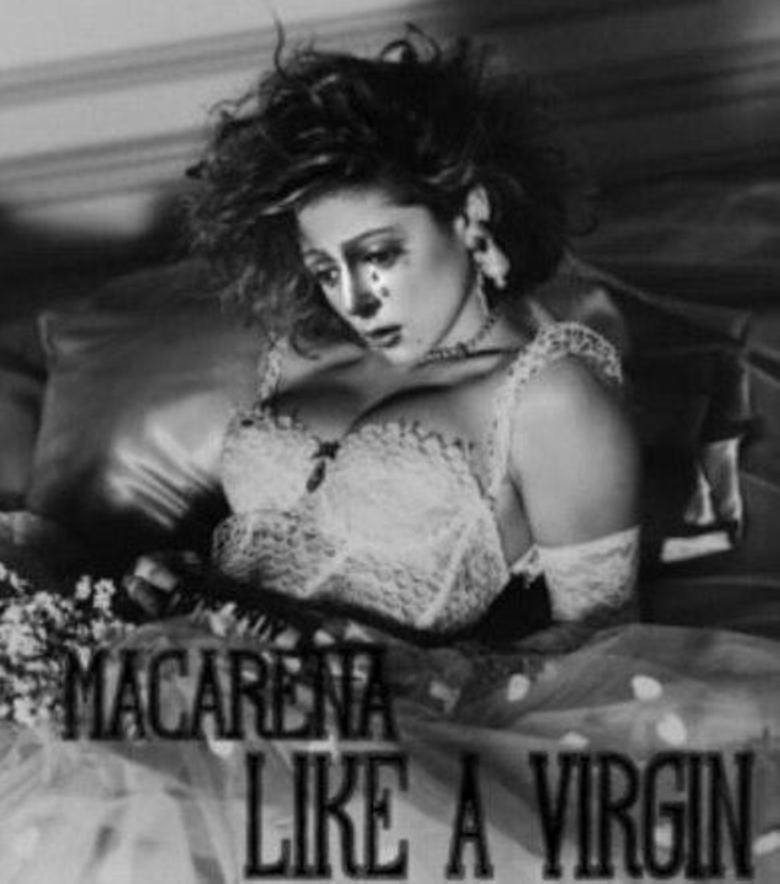 La Hermandad de la Macarena estudia denunciar por las camisetas con el rostro de la Virgen