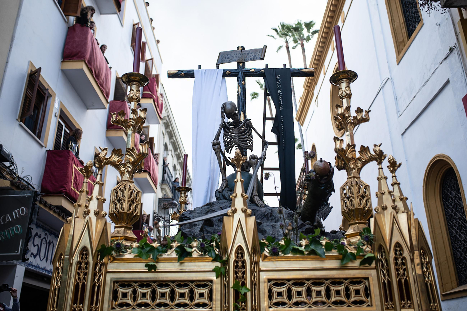 La Hermandad del Santo Entierro en la Semana Santa de Sevilla 2025