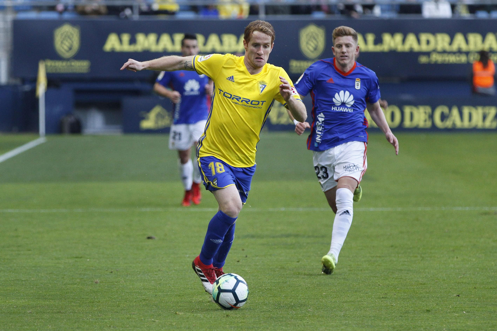 El Cádiz-Oviedo, en imágenes