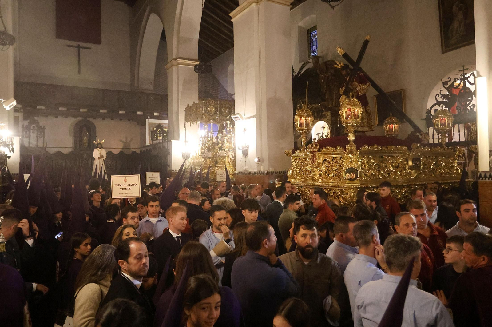 Las mejores imágenes del Martes Santo en Huelva: Hermandad de Pasión