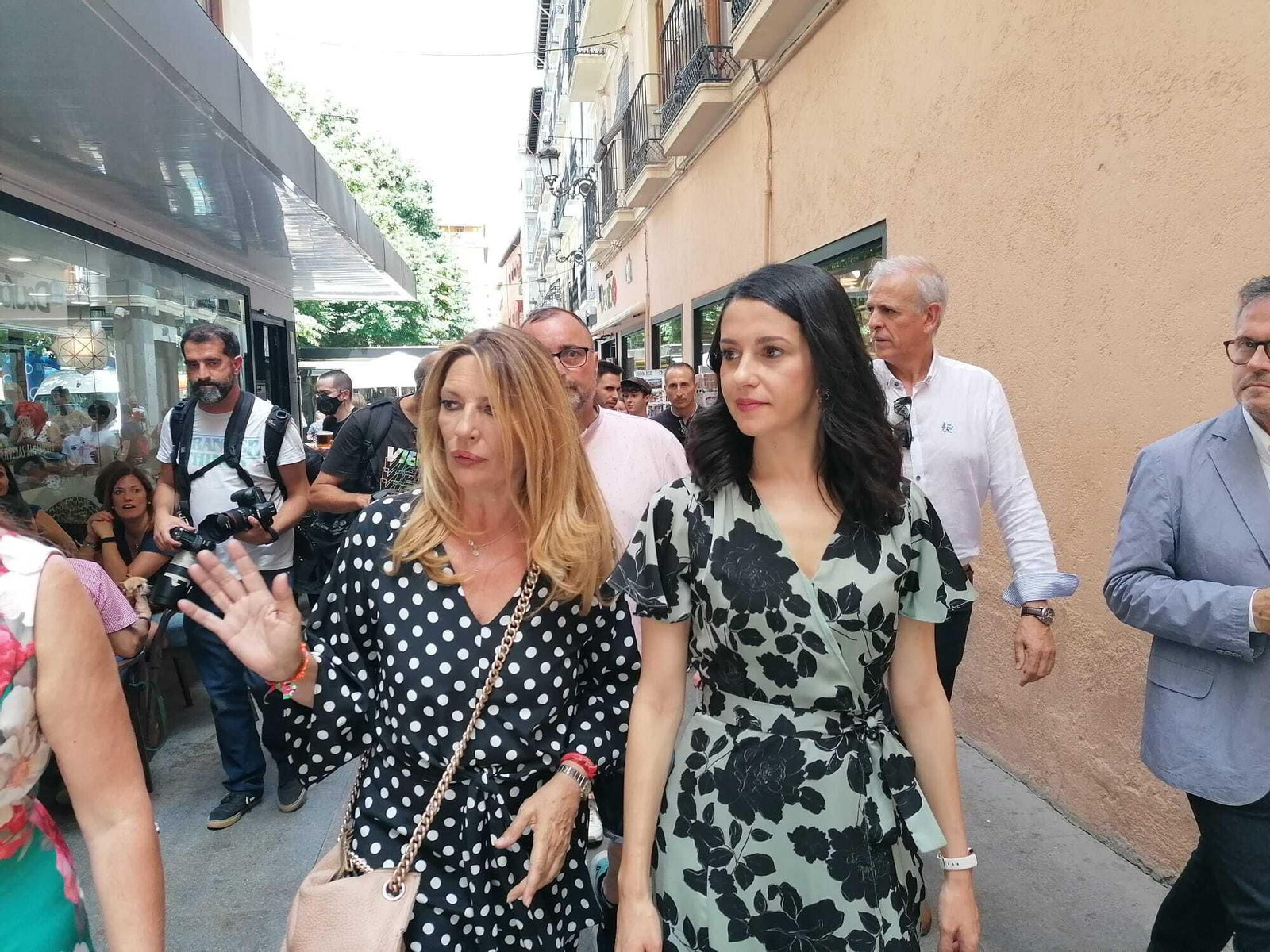 Inés Arrimadas, junto a Concha Insúa