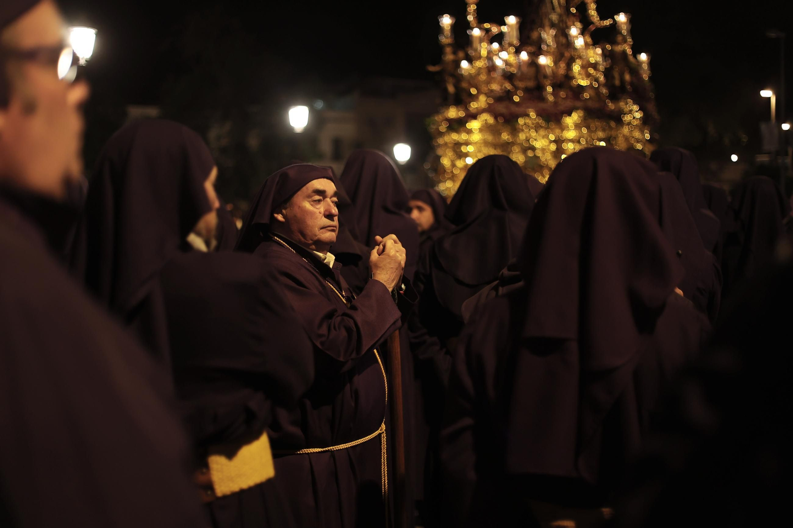 Imágenes de las Hermandades de la madrugada del Viernes Santo en Jerez 2025