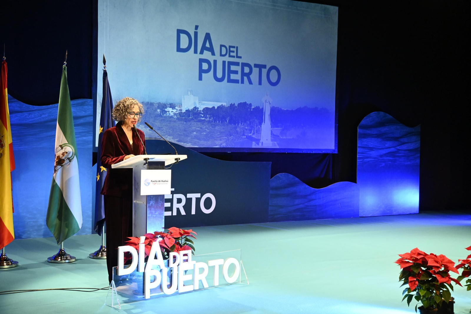 Imágenes del acto de celebración del Día del Puerto, en Huelva