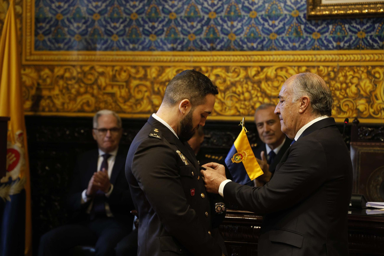 Las fotos del homenaje en Algeciras al inspector jefe de la Policía Nacional Francisco González Suárez
