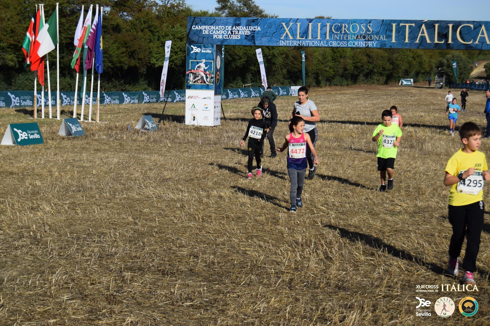 Búscate en las fotos del Cross de Itálica 2025 | 9