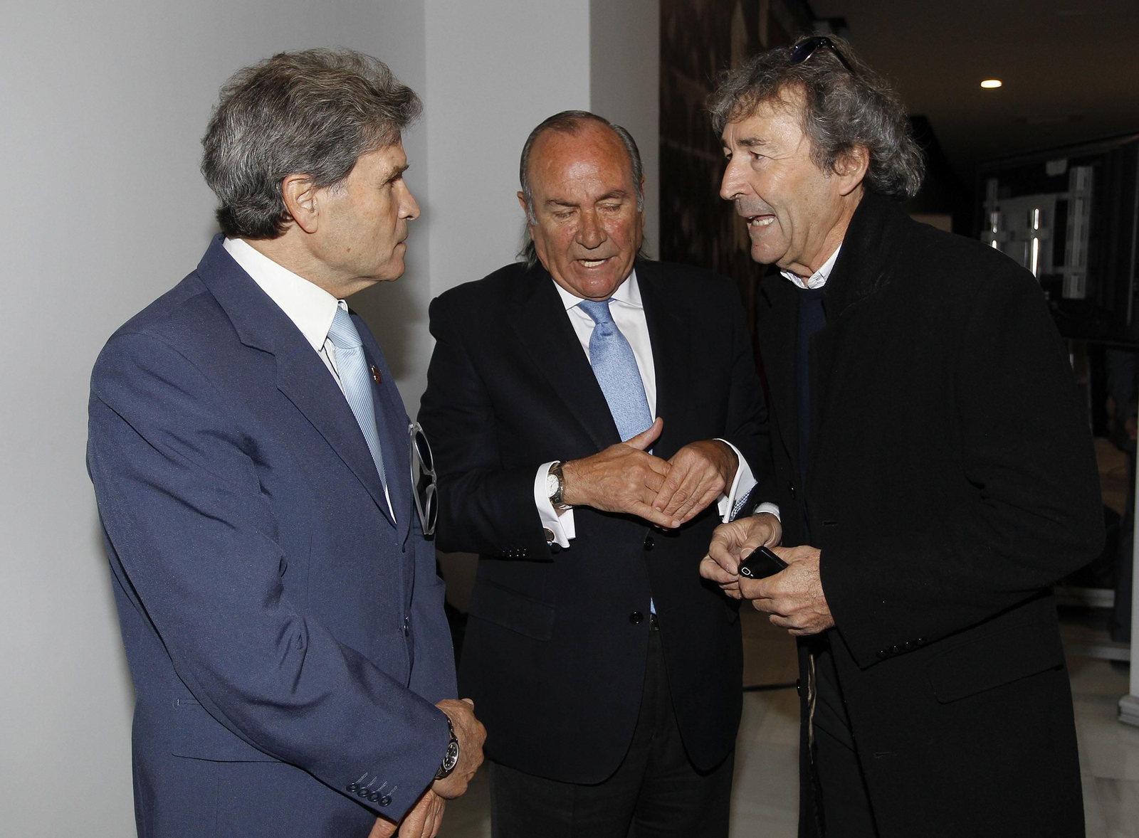 Entrega del Dorsal del Leyenda del Sevilla a Antonio Álvarez