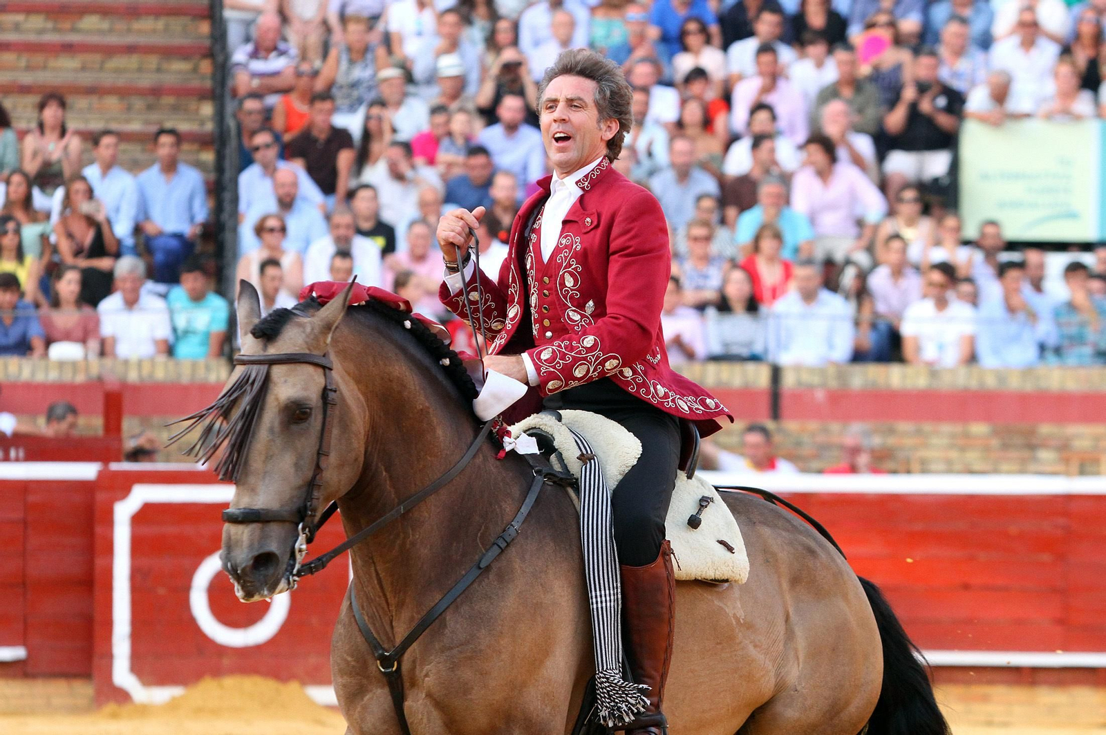 Imágenes de la corrida de rejones de Pablo Hermoso de Mendoza, Andrés Romero y Lea Vicens.