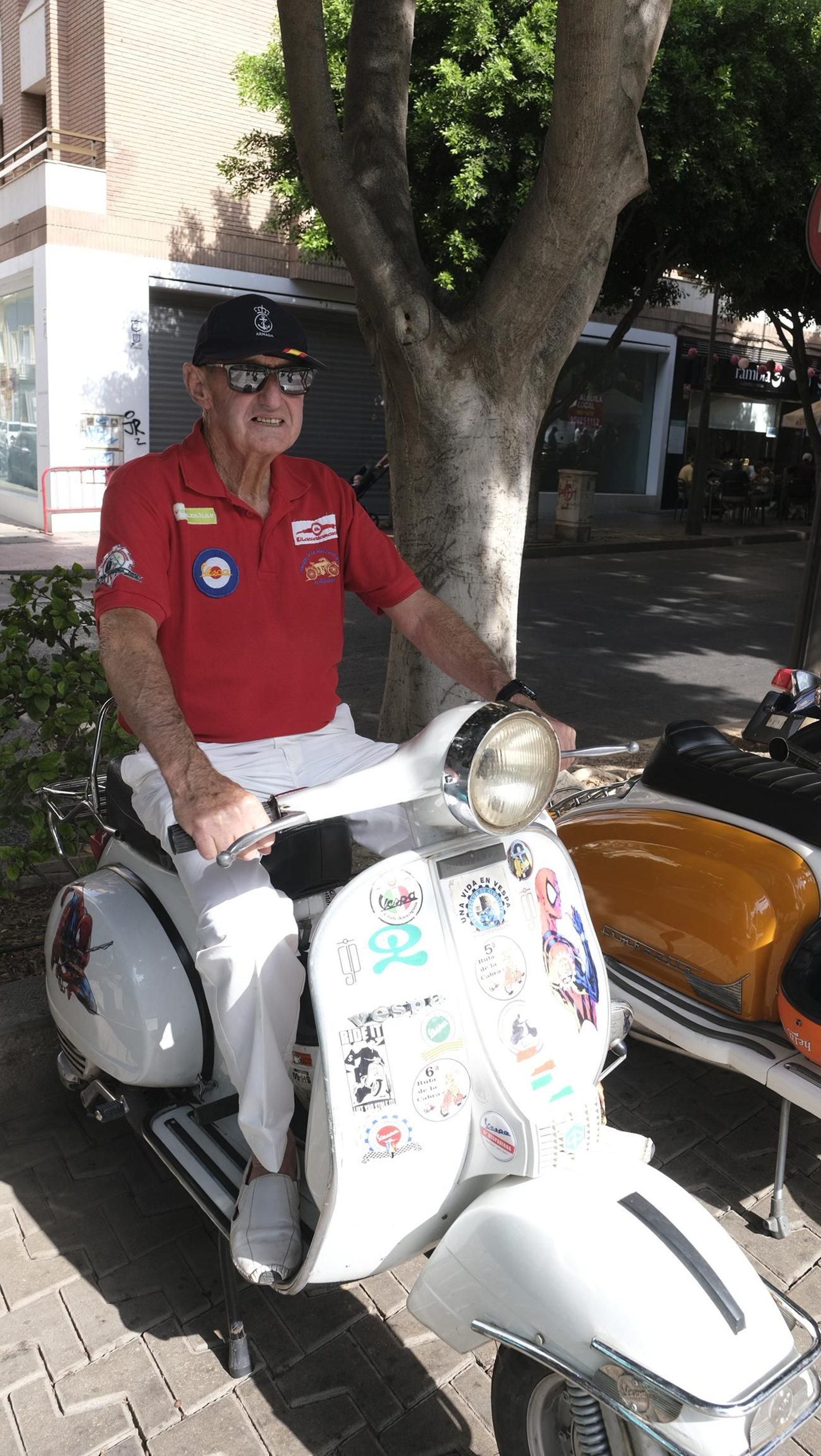 Exposición de motos antiguas y Ducatis en la Feria de Almería 2025, en imágenes