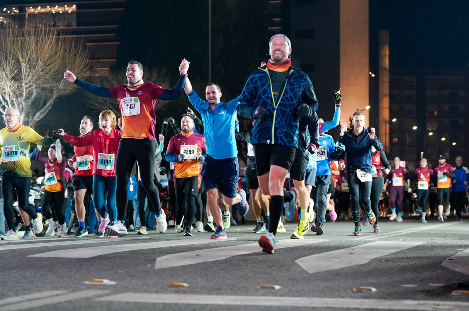 En imágenes: búscate en tu llegada a meta de la Carrera de San Antón 2026 (20)