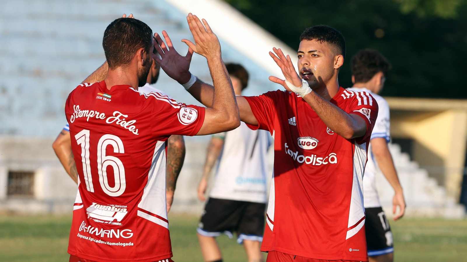 Imágenes del Trofeo Pedro Garrido entre el Jerez Industrial y el Xerez CD