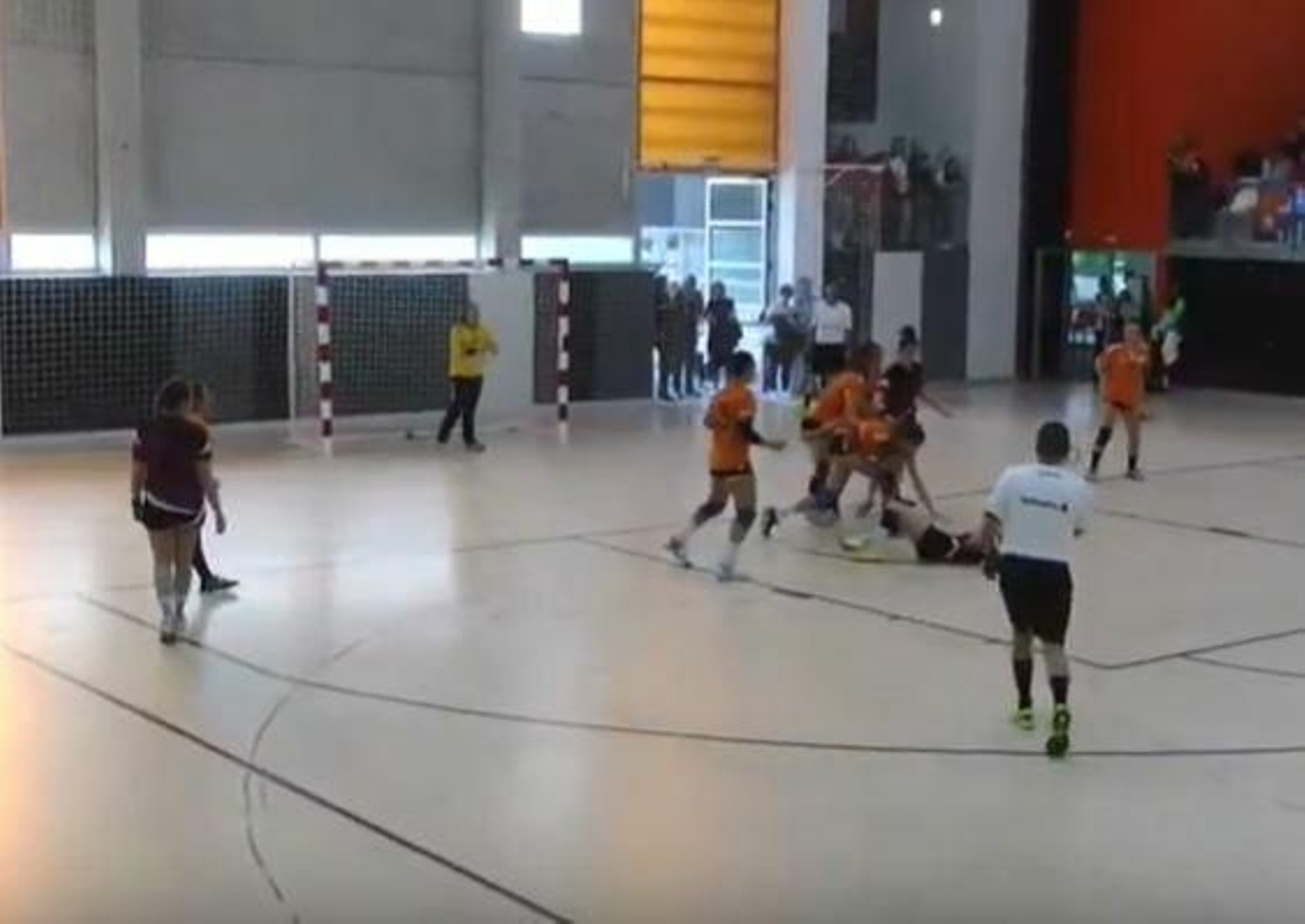 Partido entre el Maravillas y La Jota.