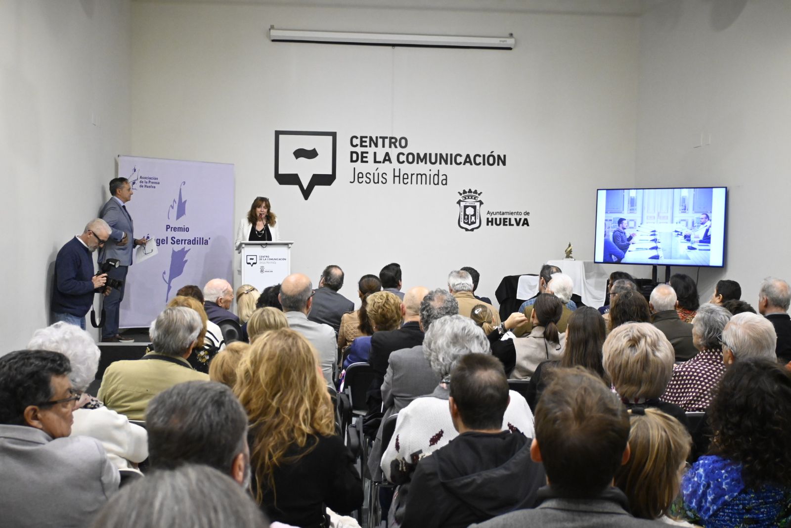 Las imágenes de la entrega del premio Ángel Serradilla 2024 en Huelva