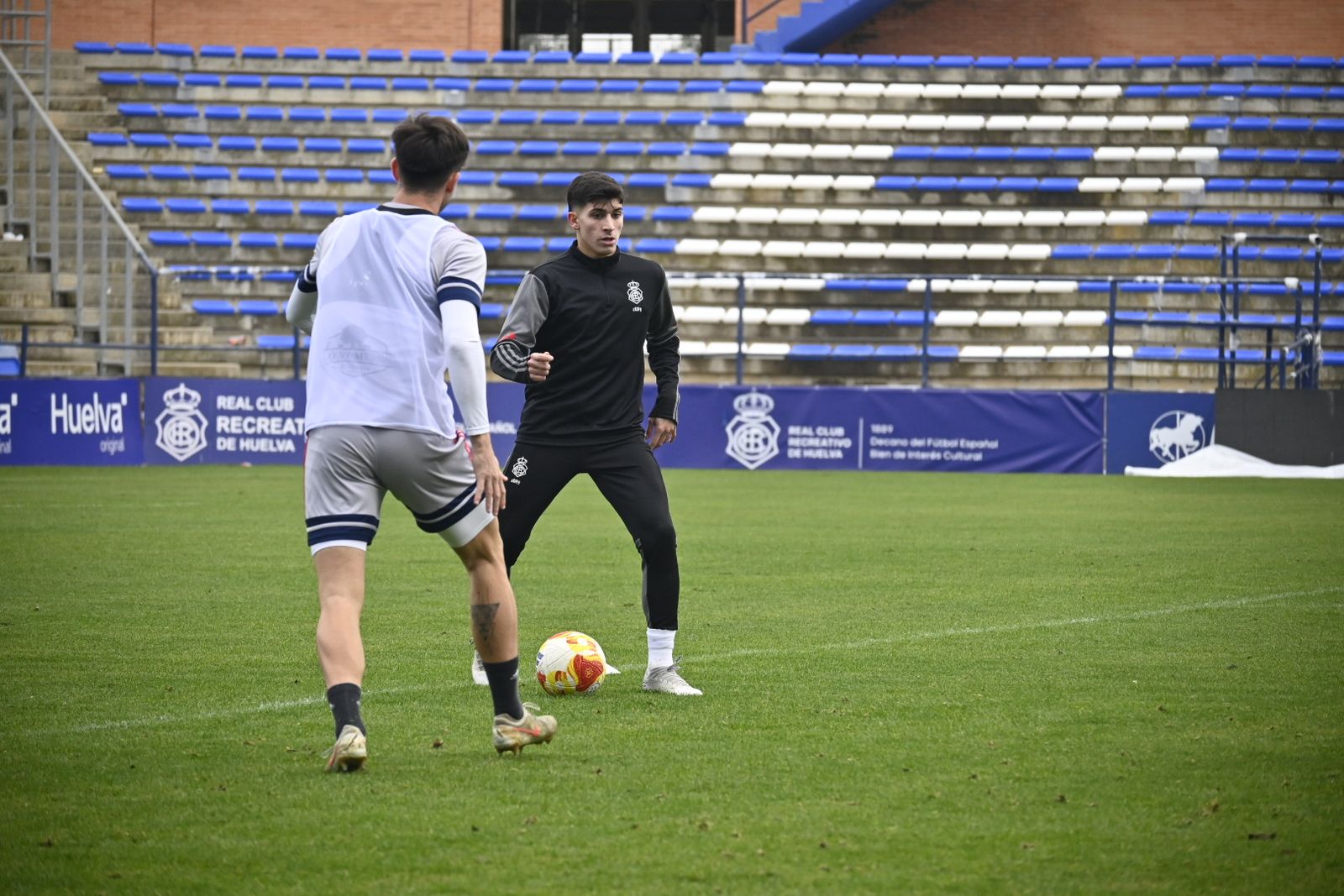 Las fotografías del entrenamiento del Recre en el Nuevo Colombino