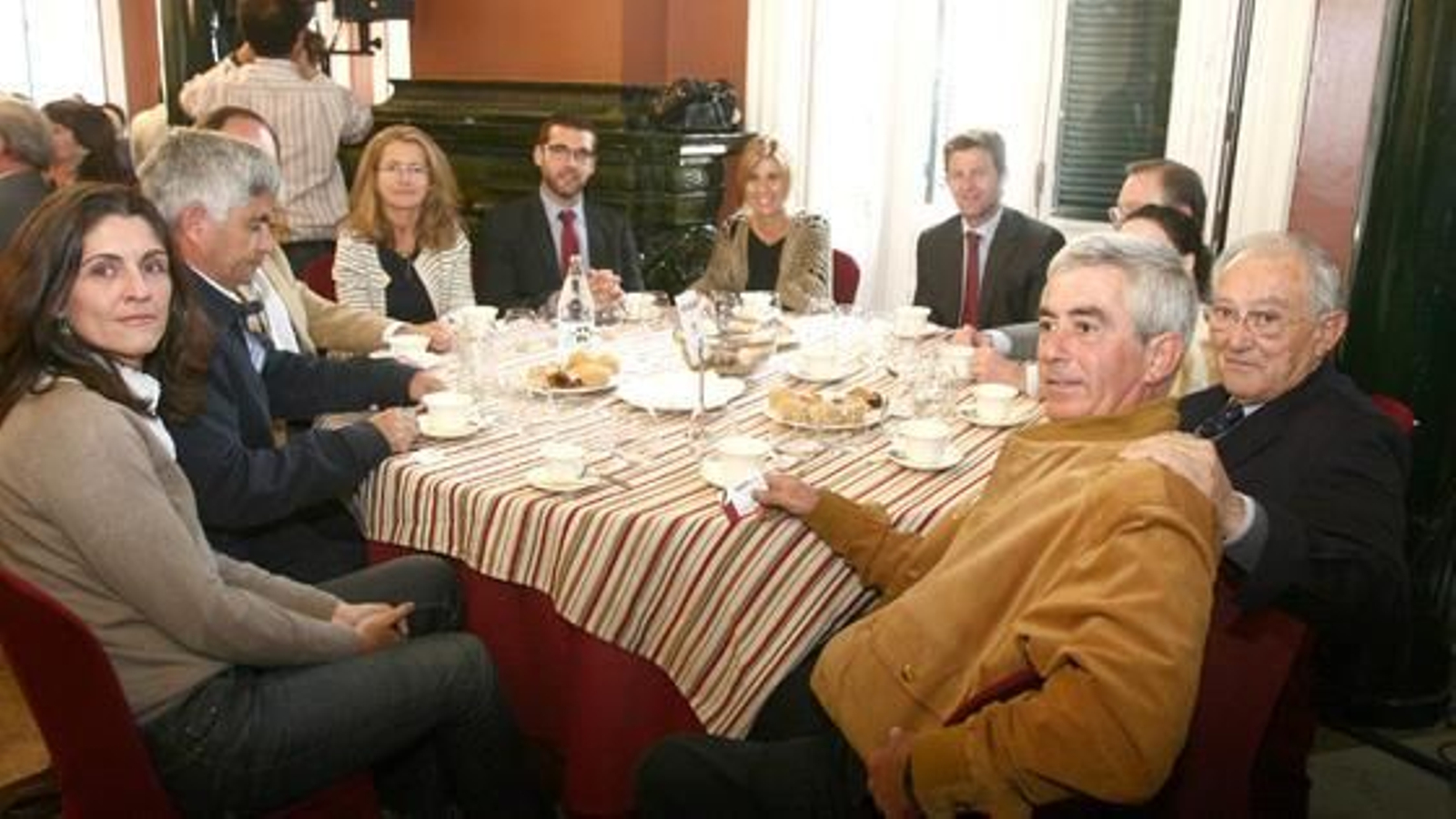Belinda Lagares, Juan José Gallardo, Eusebio León, Adelaida Mellado, Rodolfo Hernández, Rocío Faure, Fernando Ortega, Isabel María Martín, Diego Velo y Alberto Garrocho.

Foto: Josue Correa/Alberto Dominguez