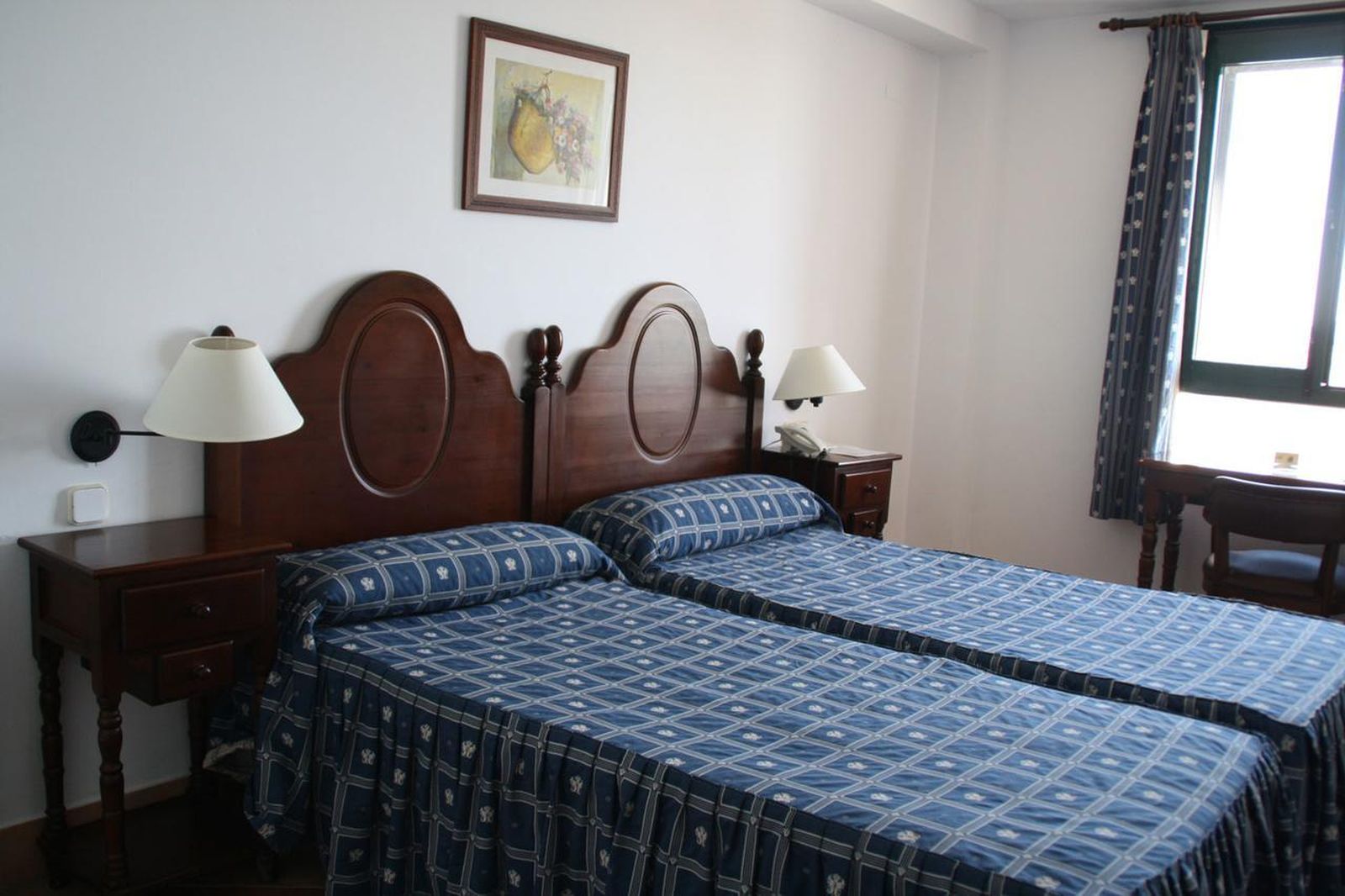 Hotel Arco de la Villa de Zahara de la Sierra.