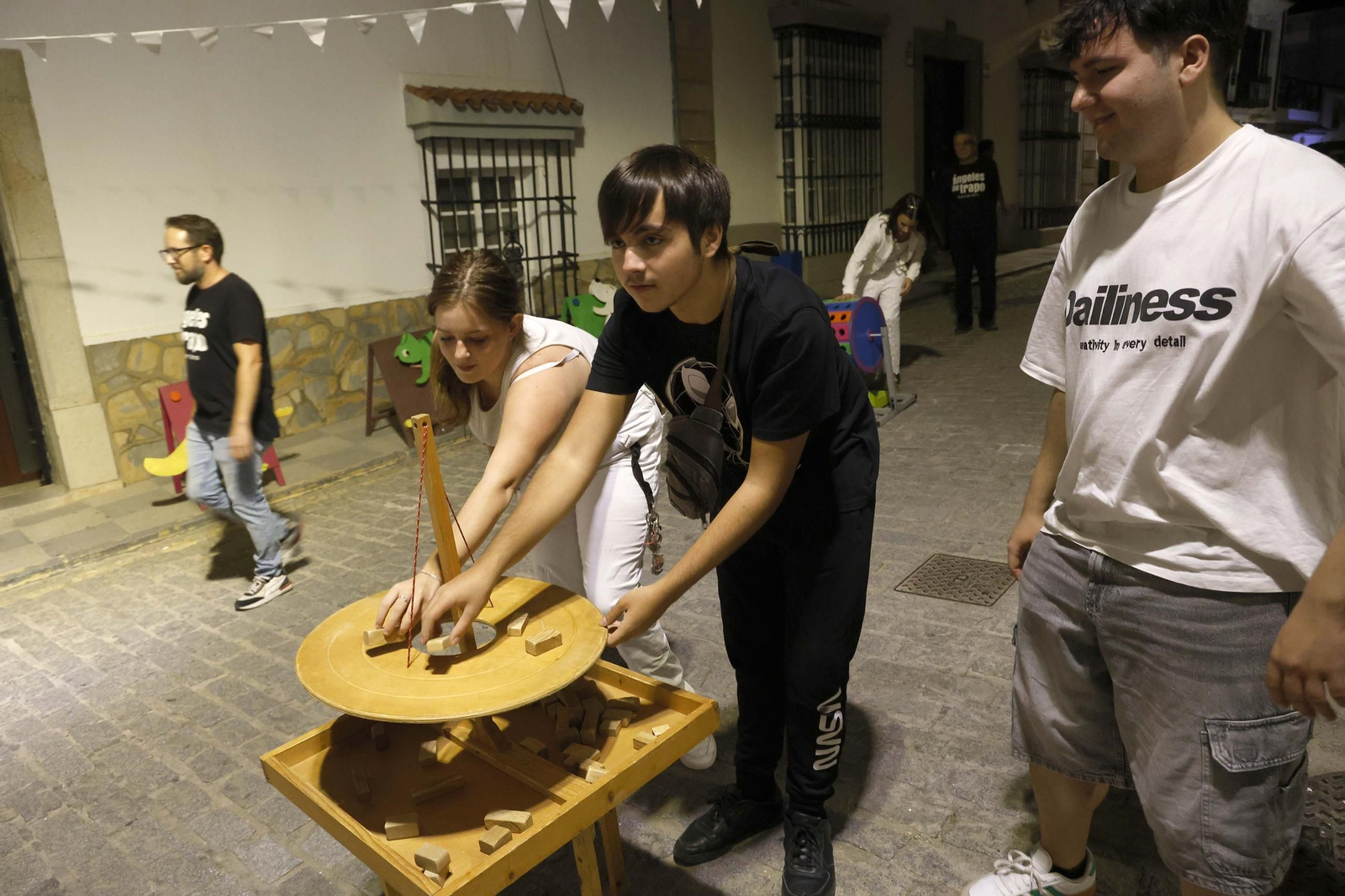 Búscate en las fotos de la décima edición de la Noche Blanca de San Roque