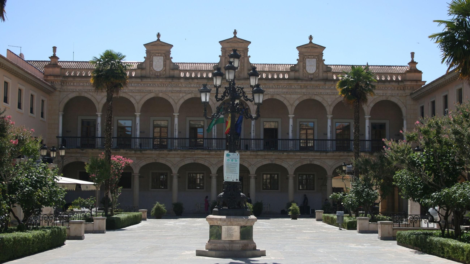 Ayuntamiento de Guadix Ayuntamiento de Guadix