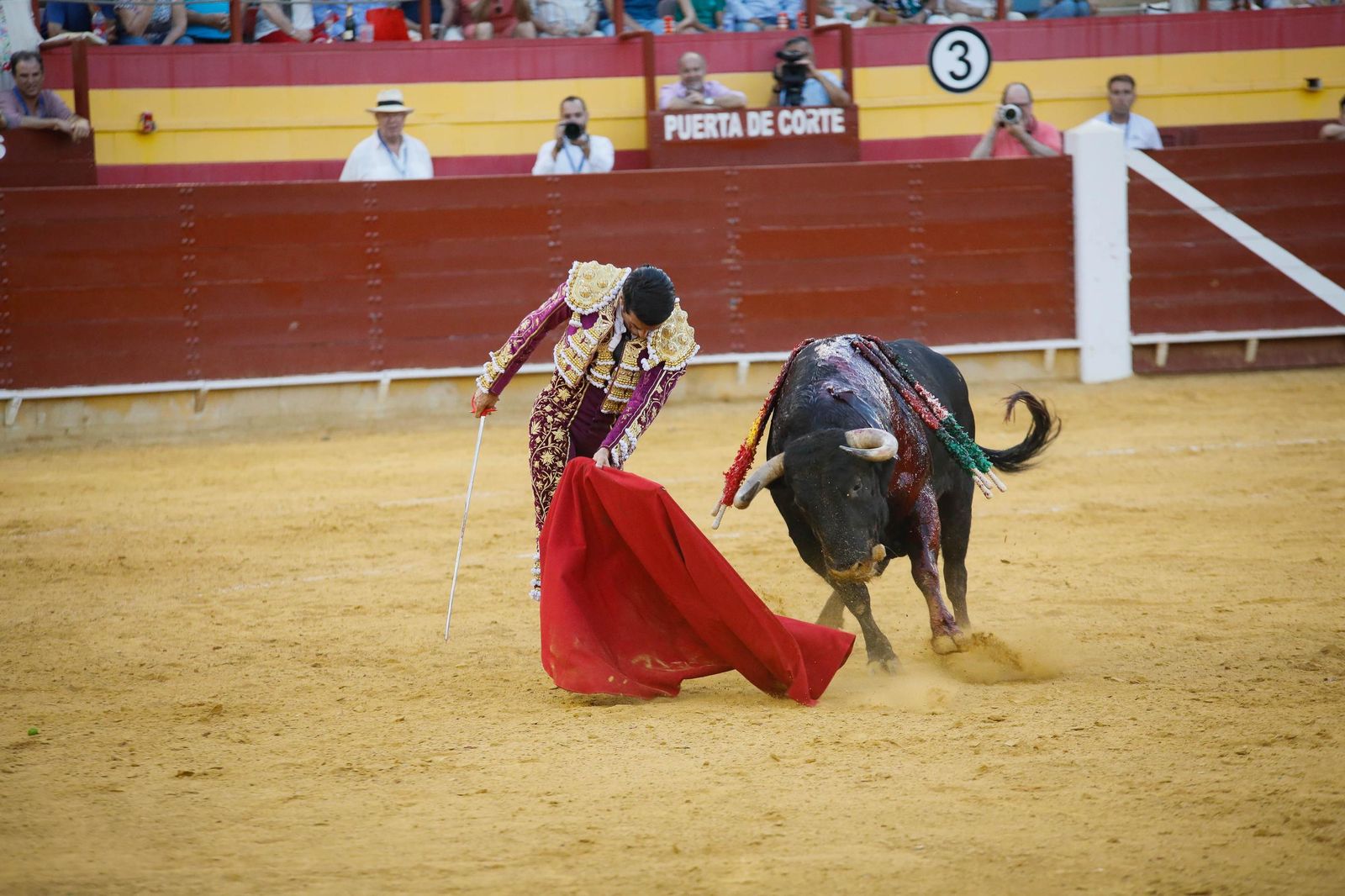 Corrida de toros en Roquetas, en imágenes