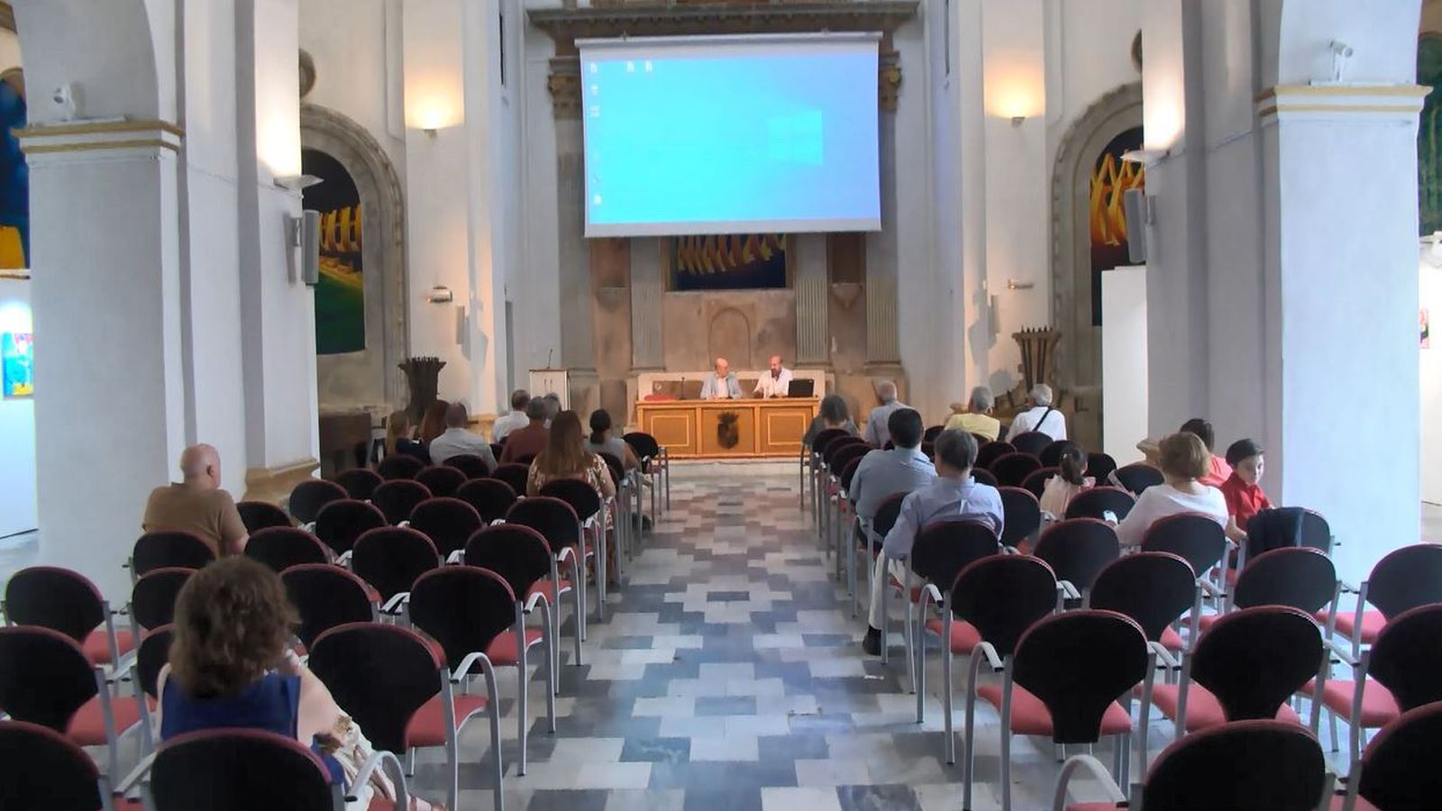 Acto de presentación de la revista en el Centro Cultural San José