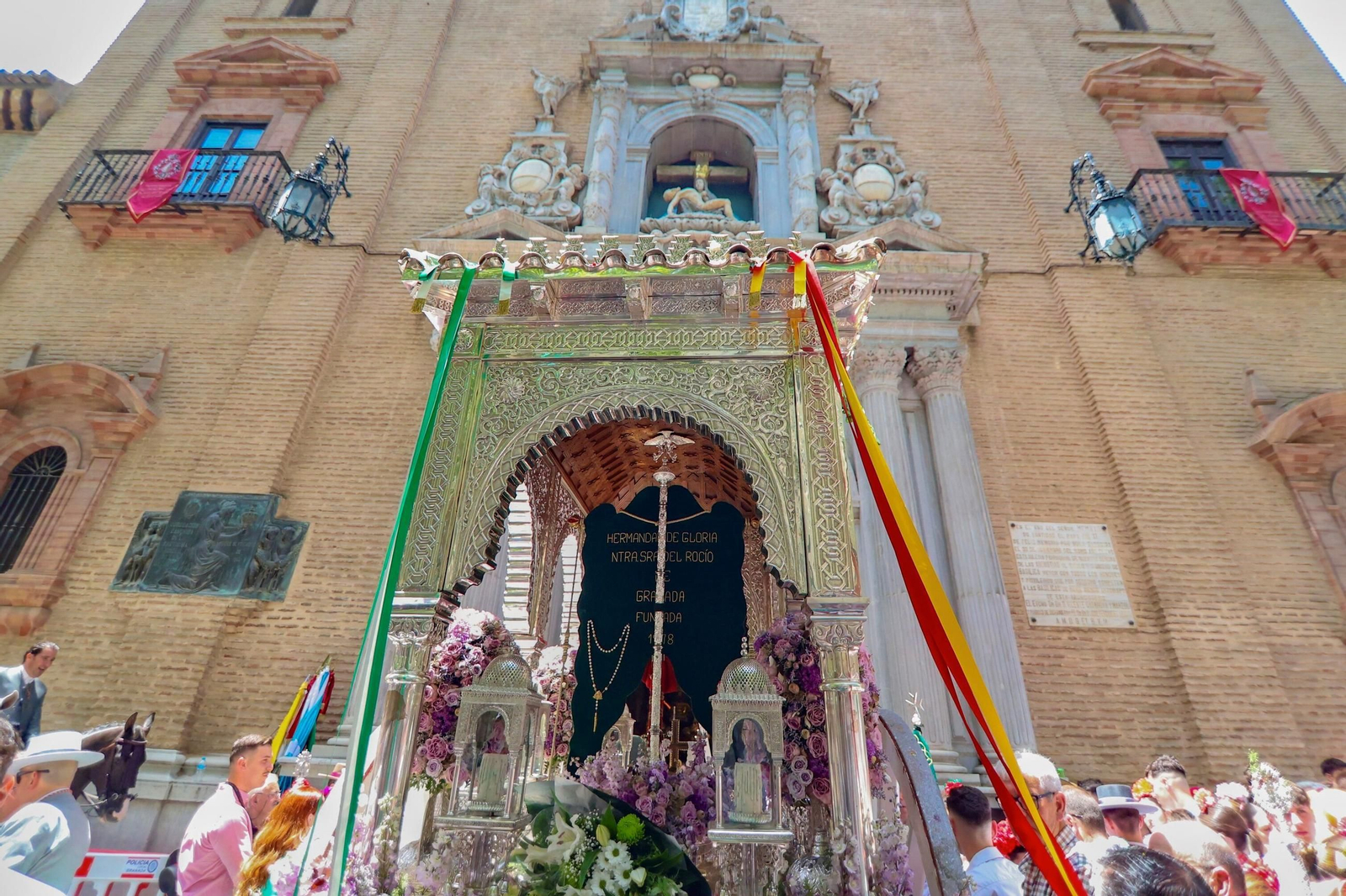 Salida Hermandad Filial Rocío de Granada, Mayo 2025.jpg Salida Hermandad Filial Rocío de Granada, Mayo 2025.jpg