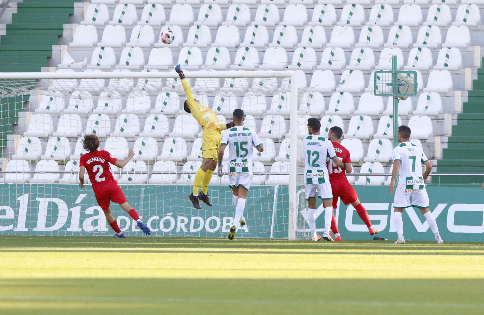 Las imágenes de la derrota del Córdoba CF ante el Sevilla Atlético