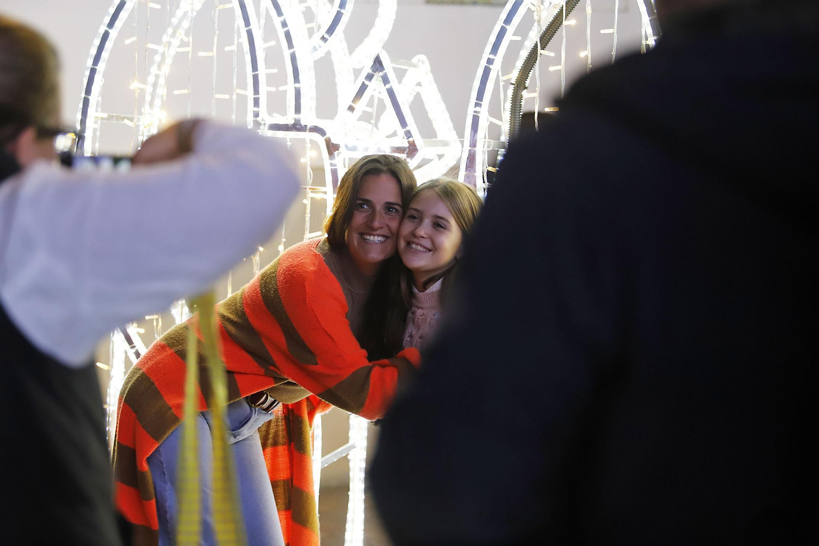 Imágenes del alumbrado navideño en las calles de Huelva