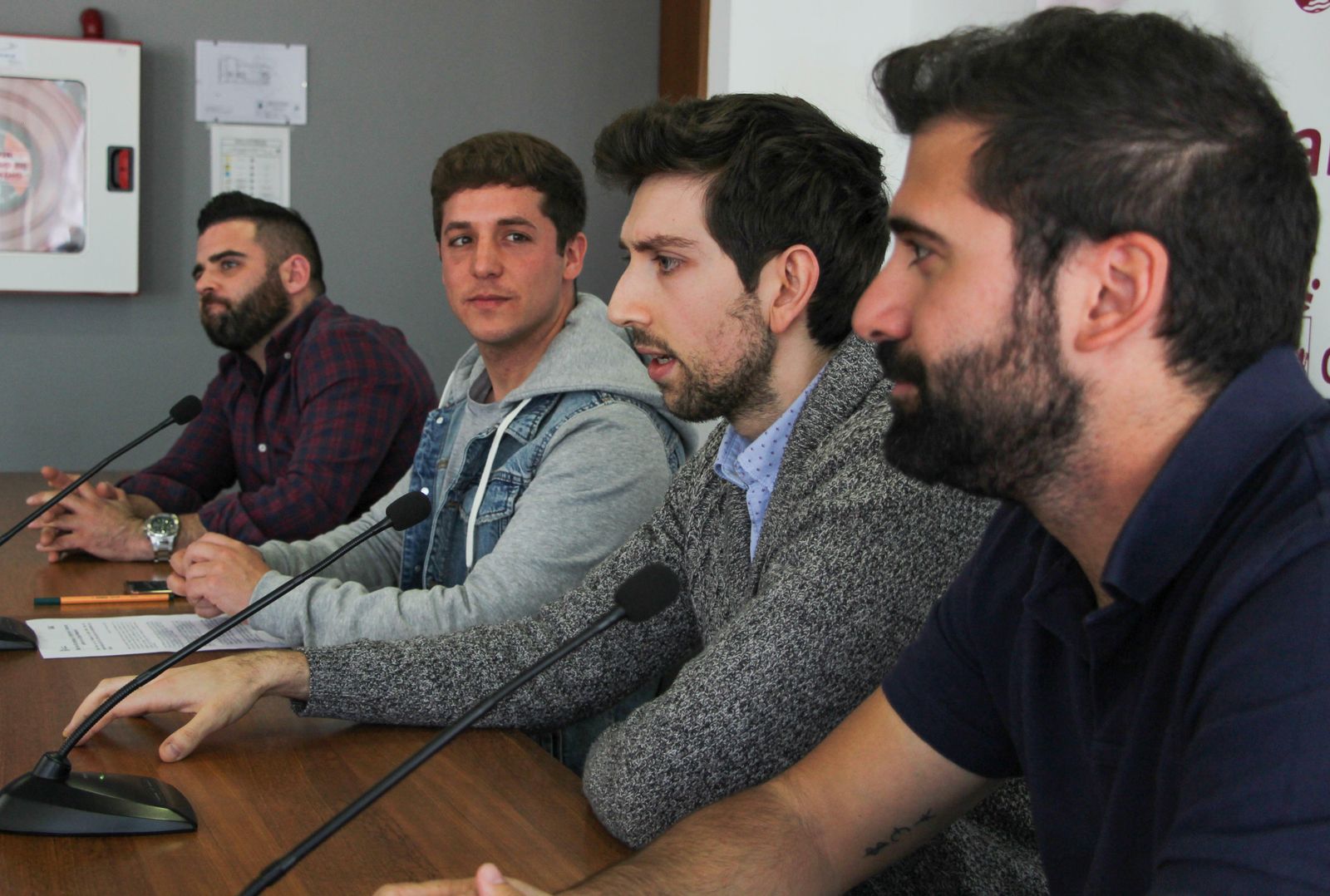 Momento de la presentación de la iniciativa.