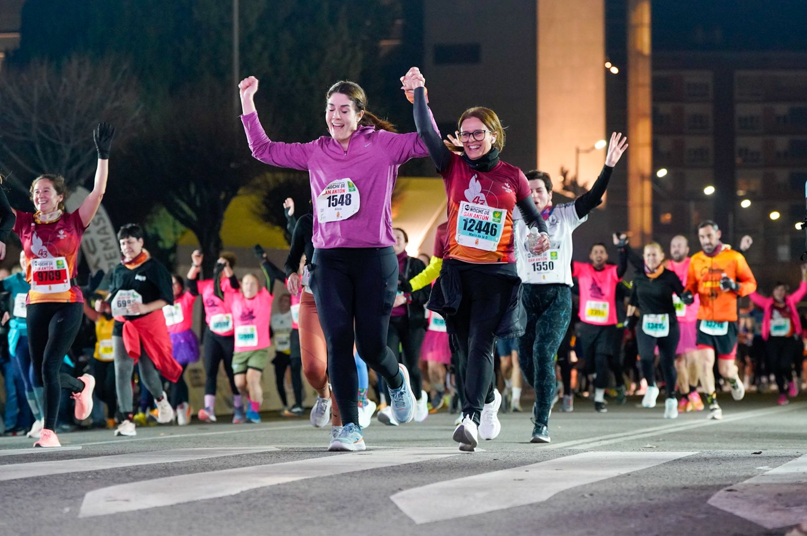 En imágenes: búscate en tu llegada a meta de la Carrera de San Antón 2026 (2)