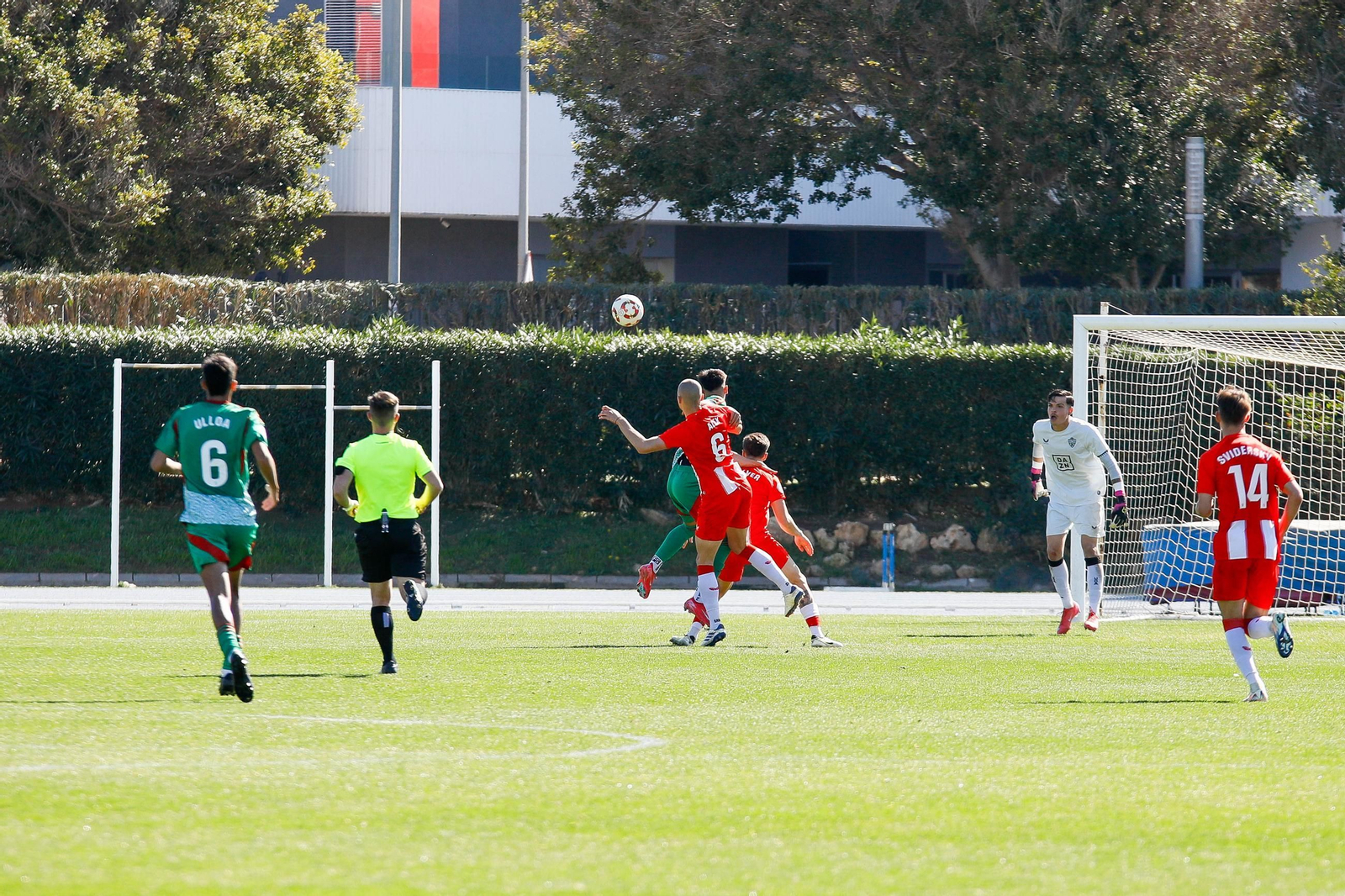 Las imágenes de Segunda RFEF entre Almeria B y recreativo de Granada