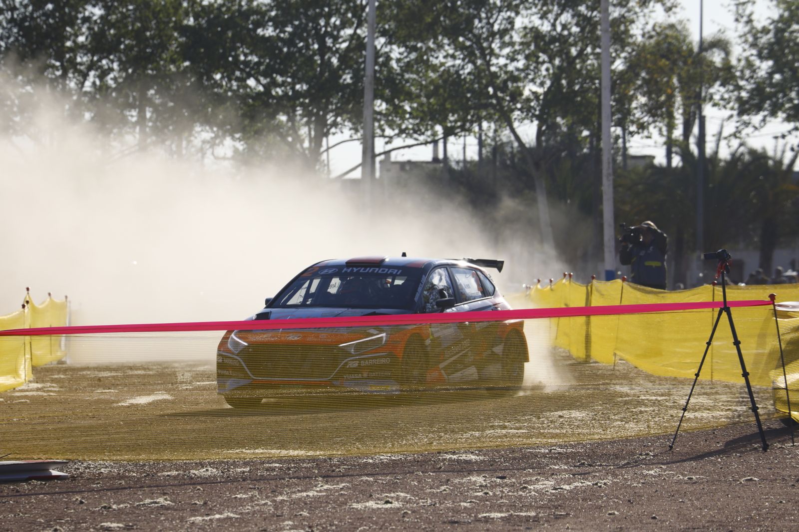 La primera pasada al tramo urbano de Córdoba en el Rallye Sierra Morena, en imágenes