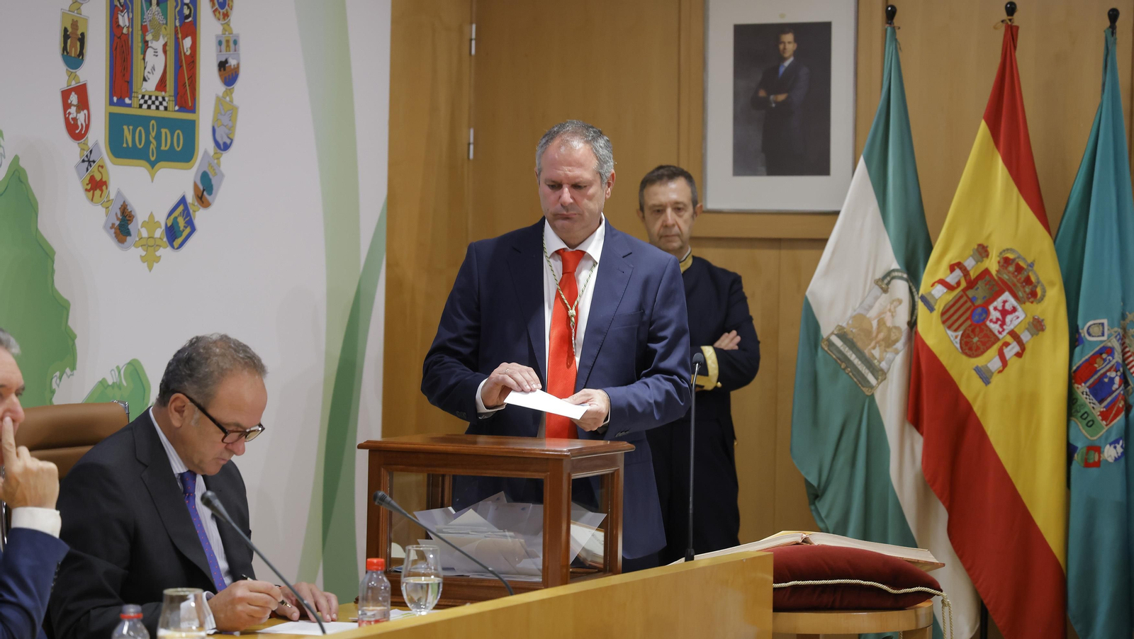 Pleno de constitución de la Diputación, todas las imágenes