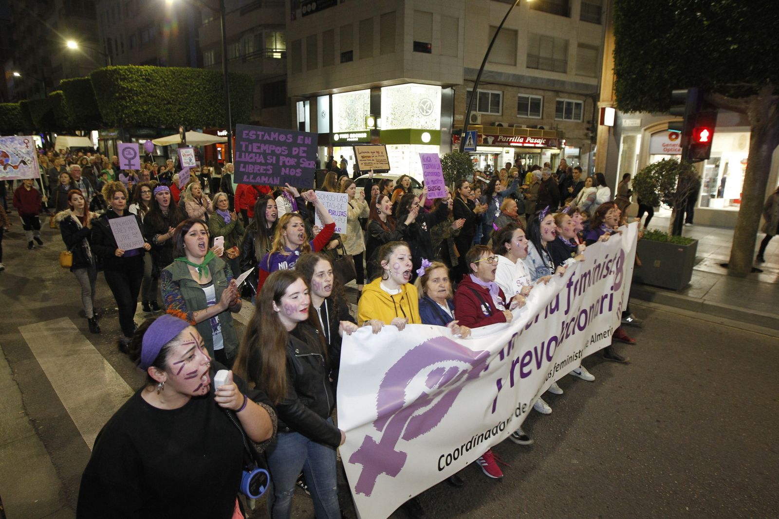 Fotogalería manifestación Día Internacional de la Mujer en Almería