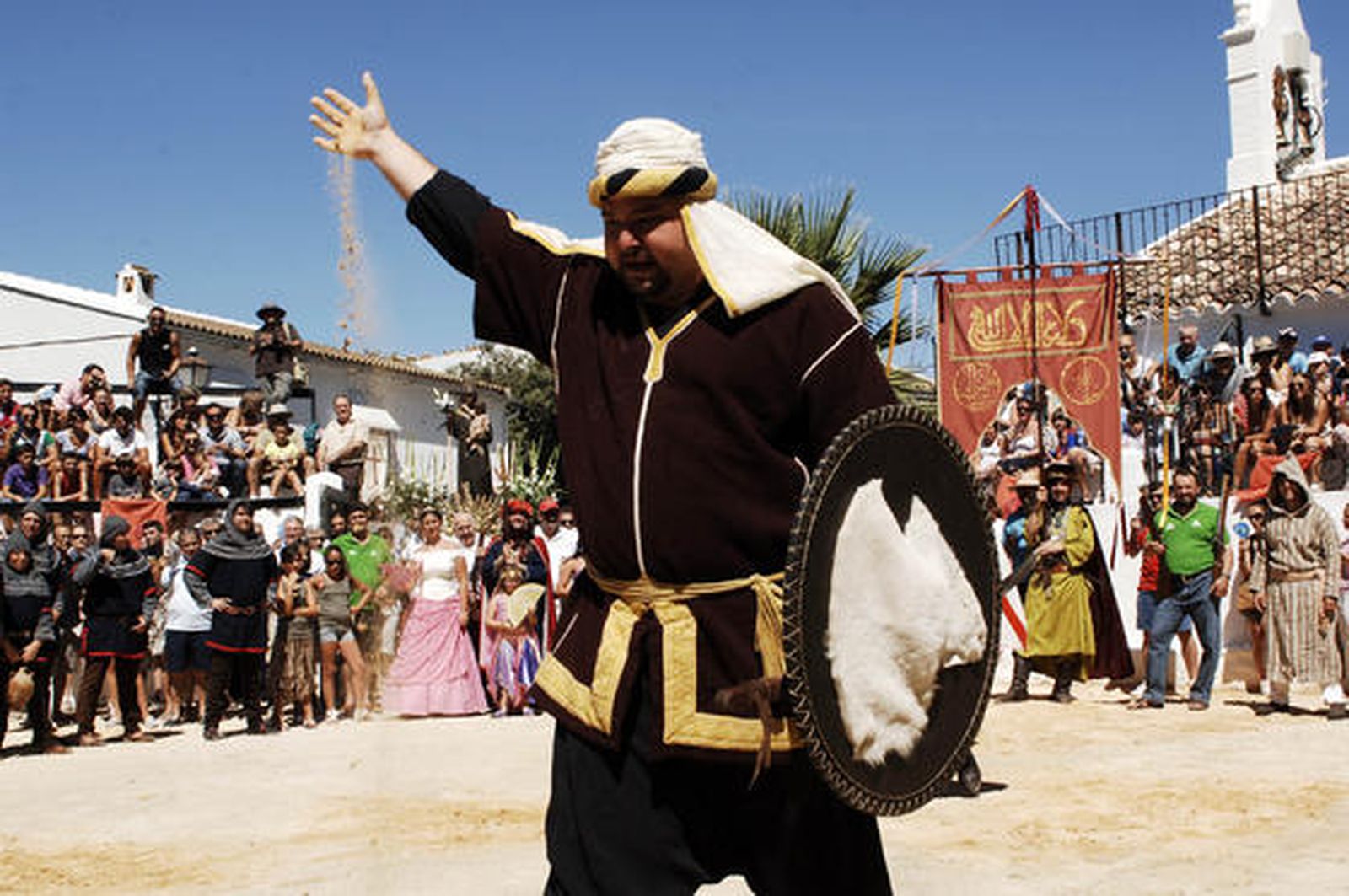Benamahoma recrea la lucha entre ambos grupos durante la Reconquista en el fin de semana

Foto: Ramon Aguilar