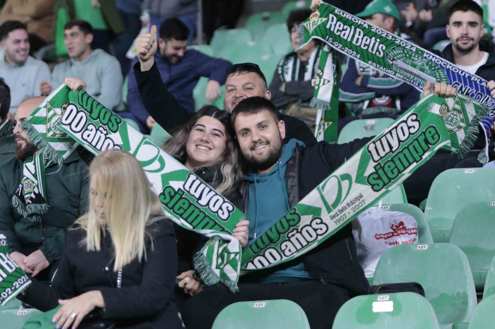 Búscate en las gradas del Villamarín