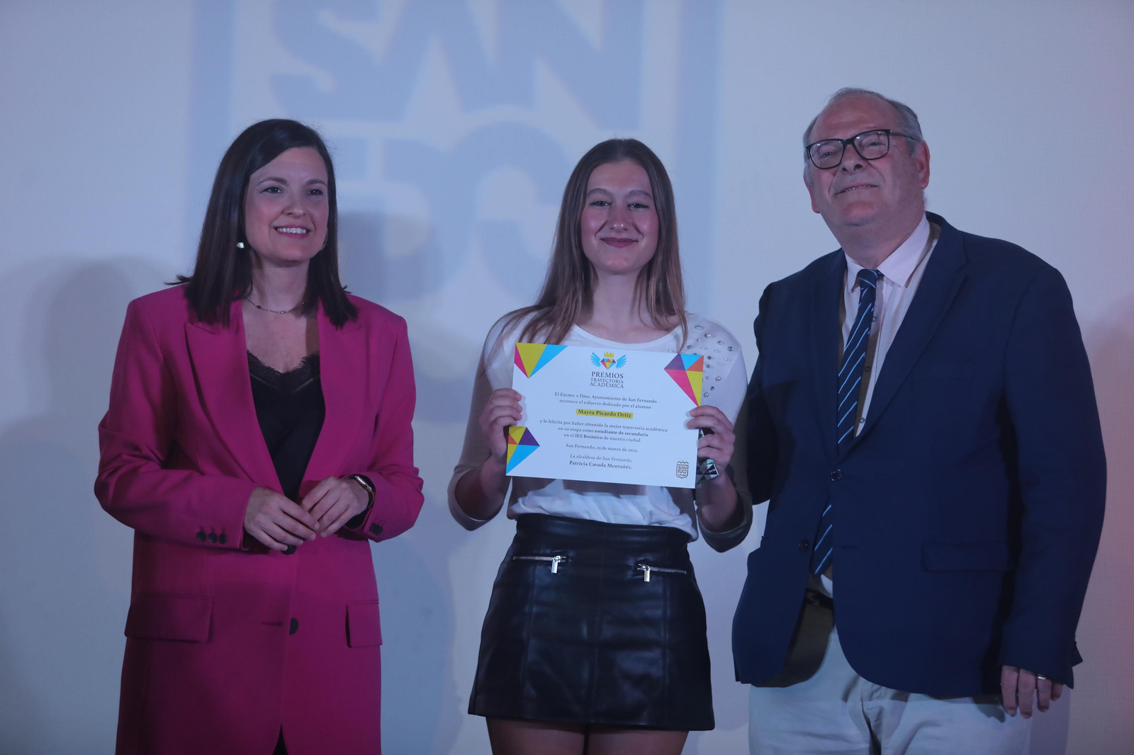 Las imágenes del acto de entrega de premios a los mejores expedientes académicos en San Fernando