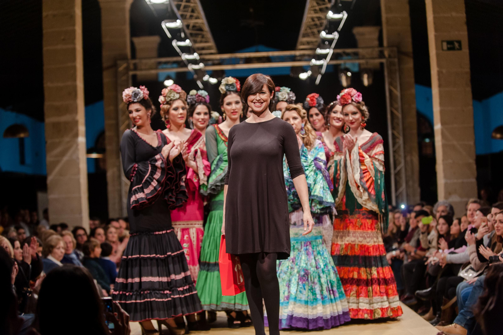 El desfile de Carmen Navarro, en imágenes